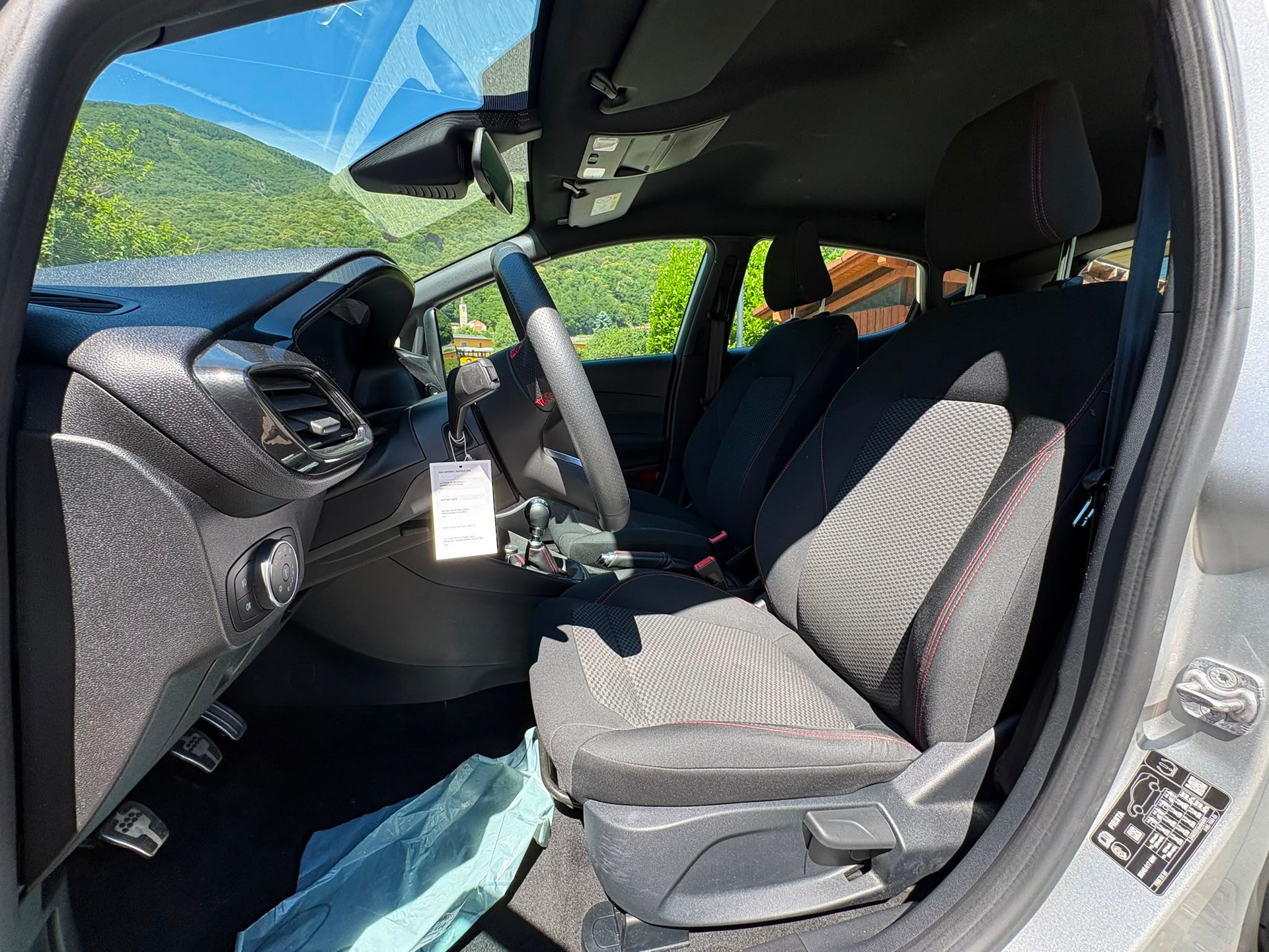 FORD Fiesta 1.0 SCTi ST Line-image-10
