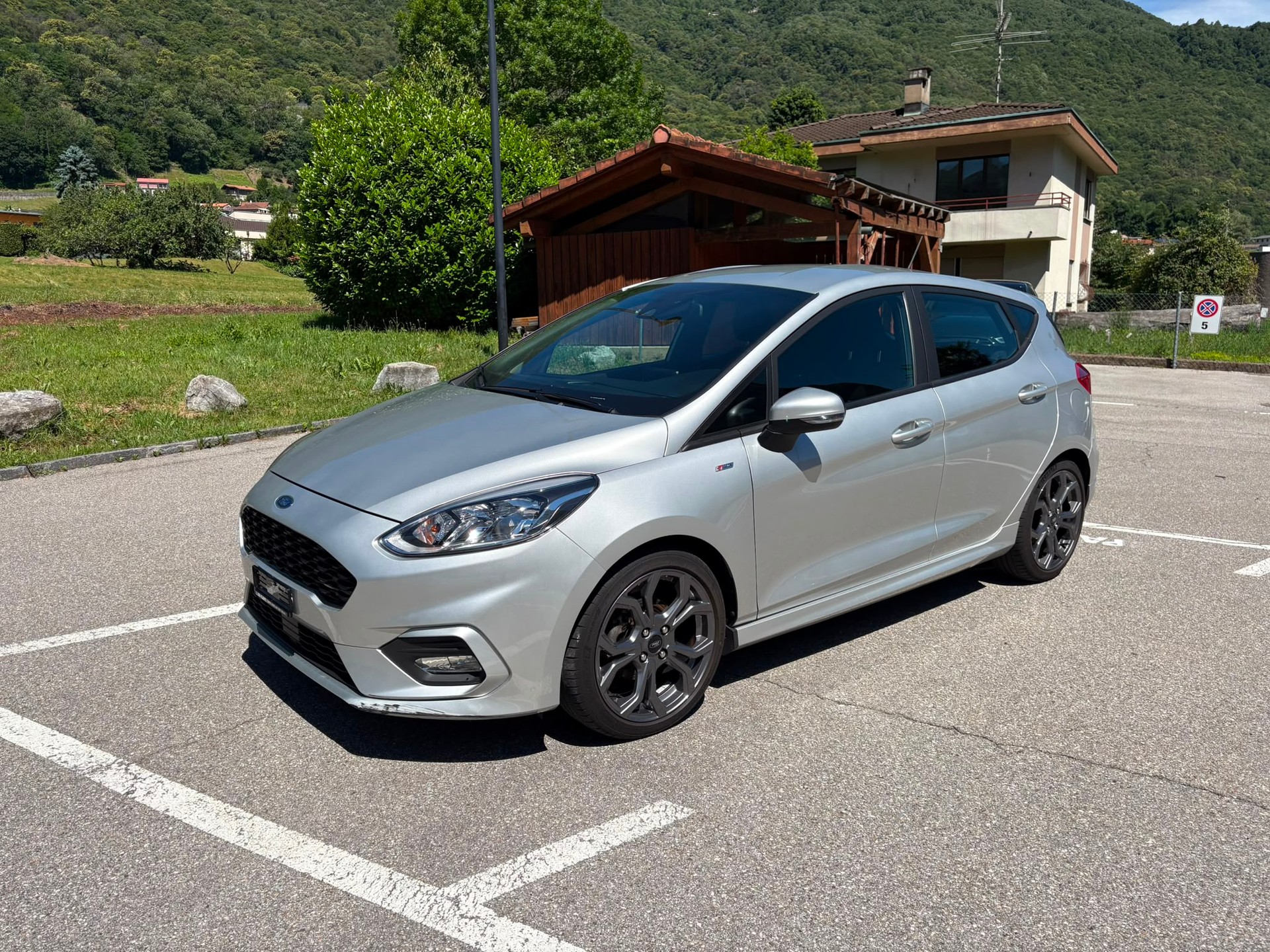 FORD Fiesta 1.0 SCTi ST Line-image-6