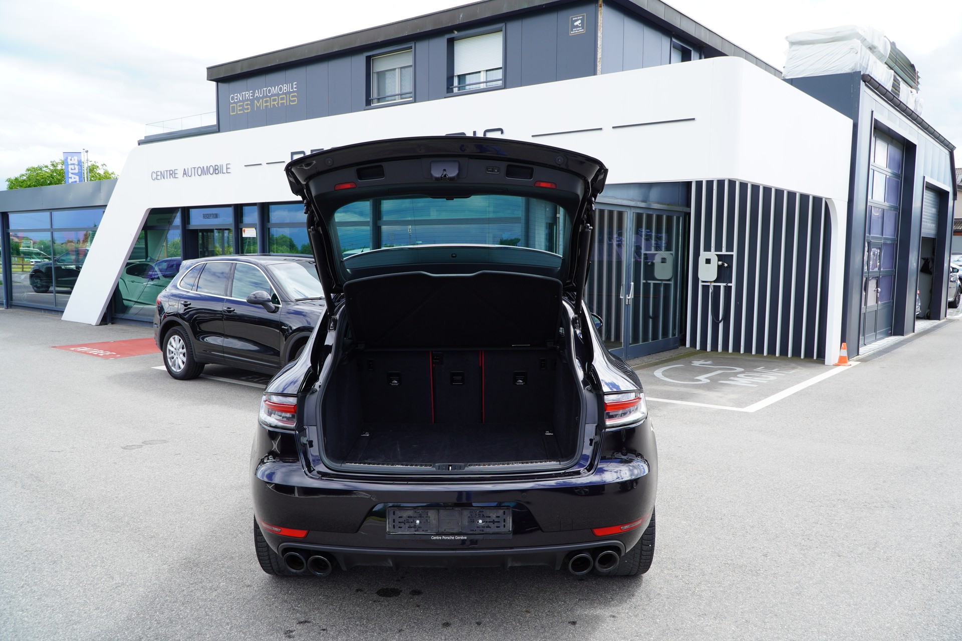 PORSCHE Macan S PDK-image-30