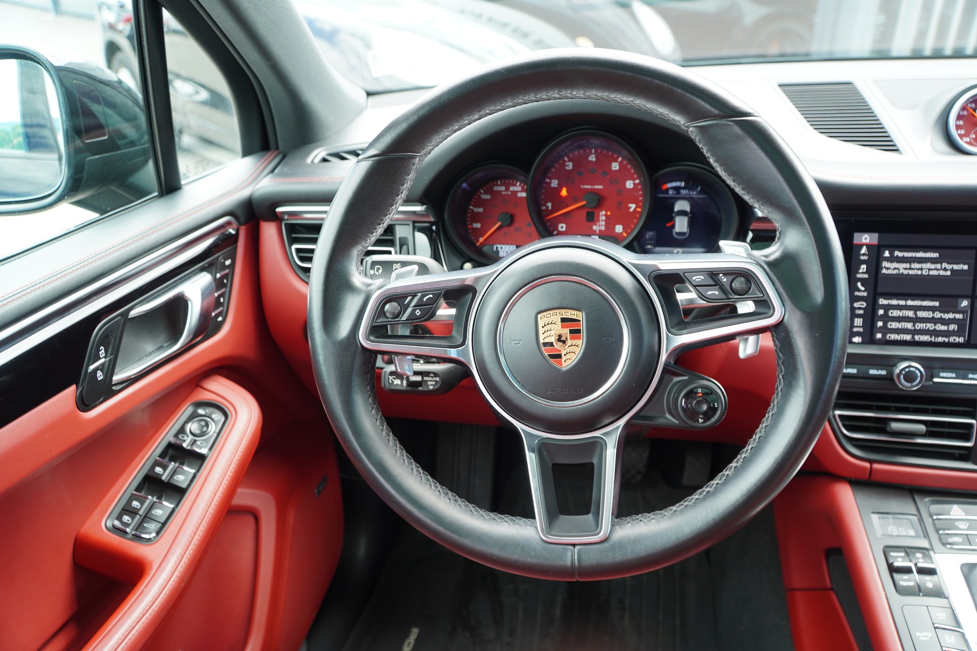 PORSCHE Macan S PDK-image-11