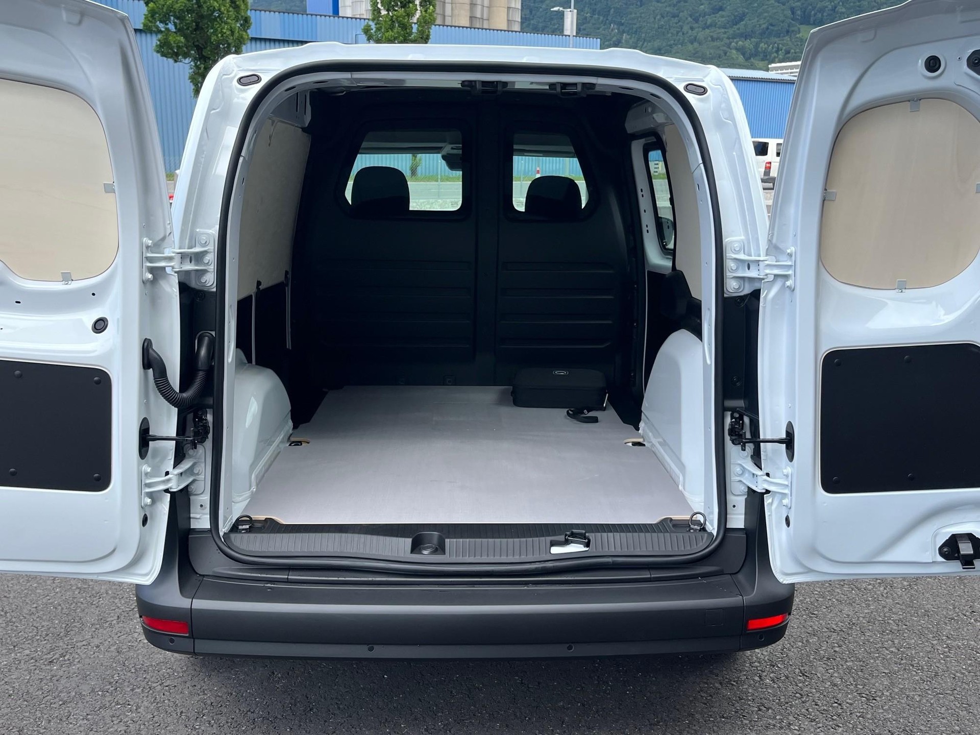 MERCEDES-BENZ eCitan Kaw. S 45 kWh Worker-image-7