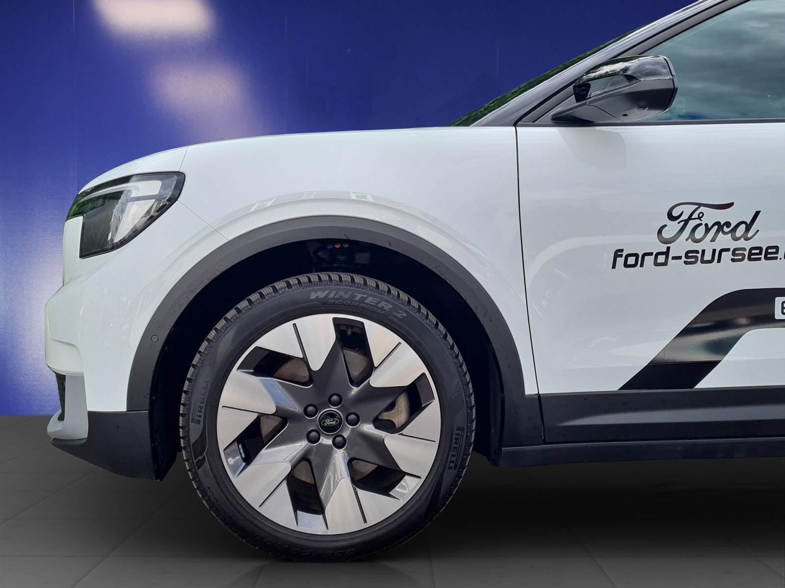 FORD Explorer Extended Range (79 kWh) Premium 4x4 AUTOMAT-image-17