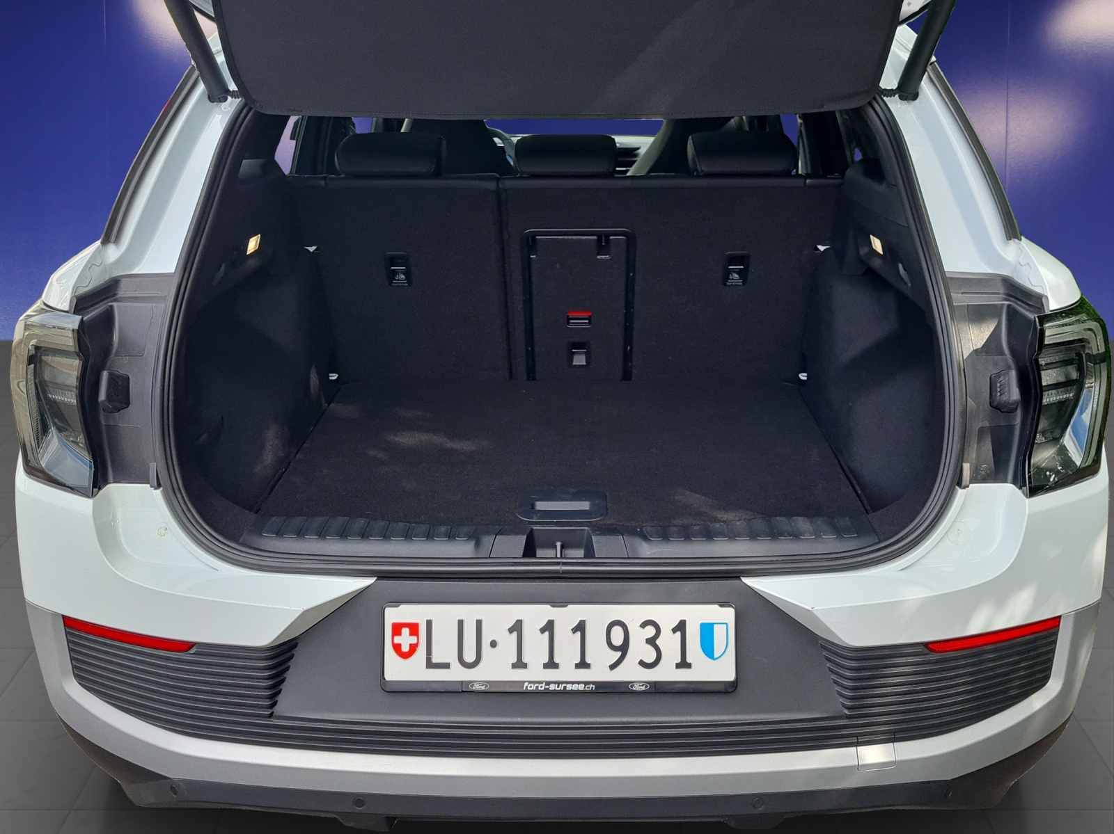 FORD Explorer Extended Range (79 kWh) Premium 4x4 AUTOMAT-image-13