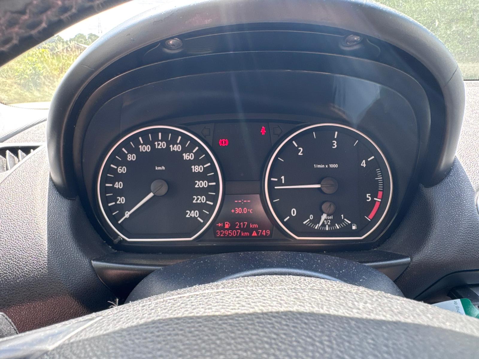 BMW 120d-image-10