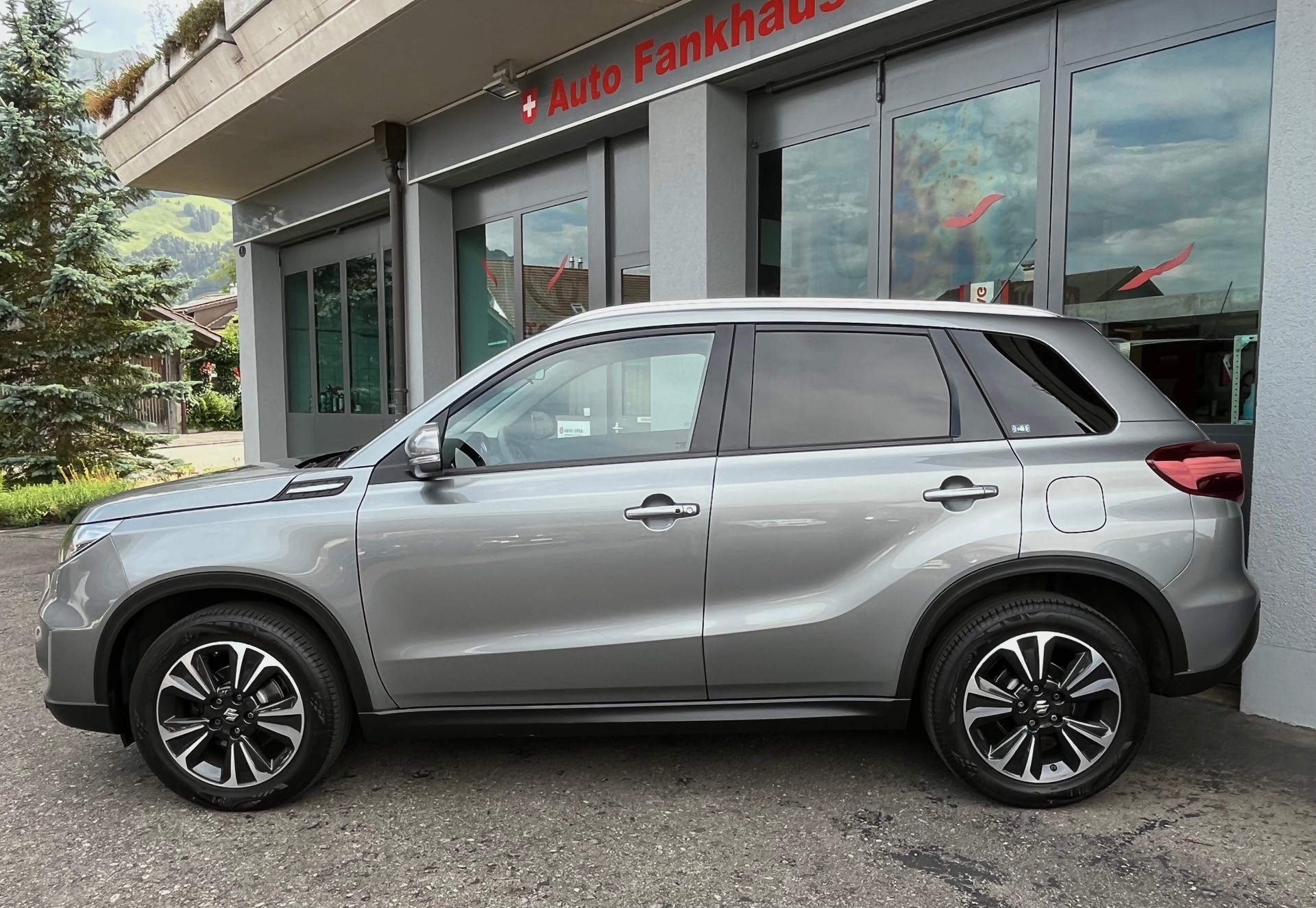 SUZUKI Vitara 1.4 Boosterjet Compact Top Hybrid-image-3