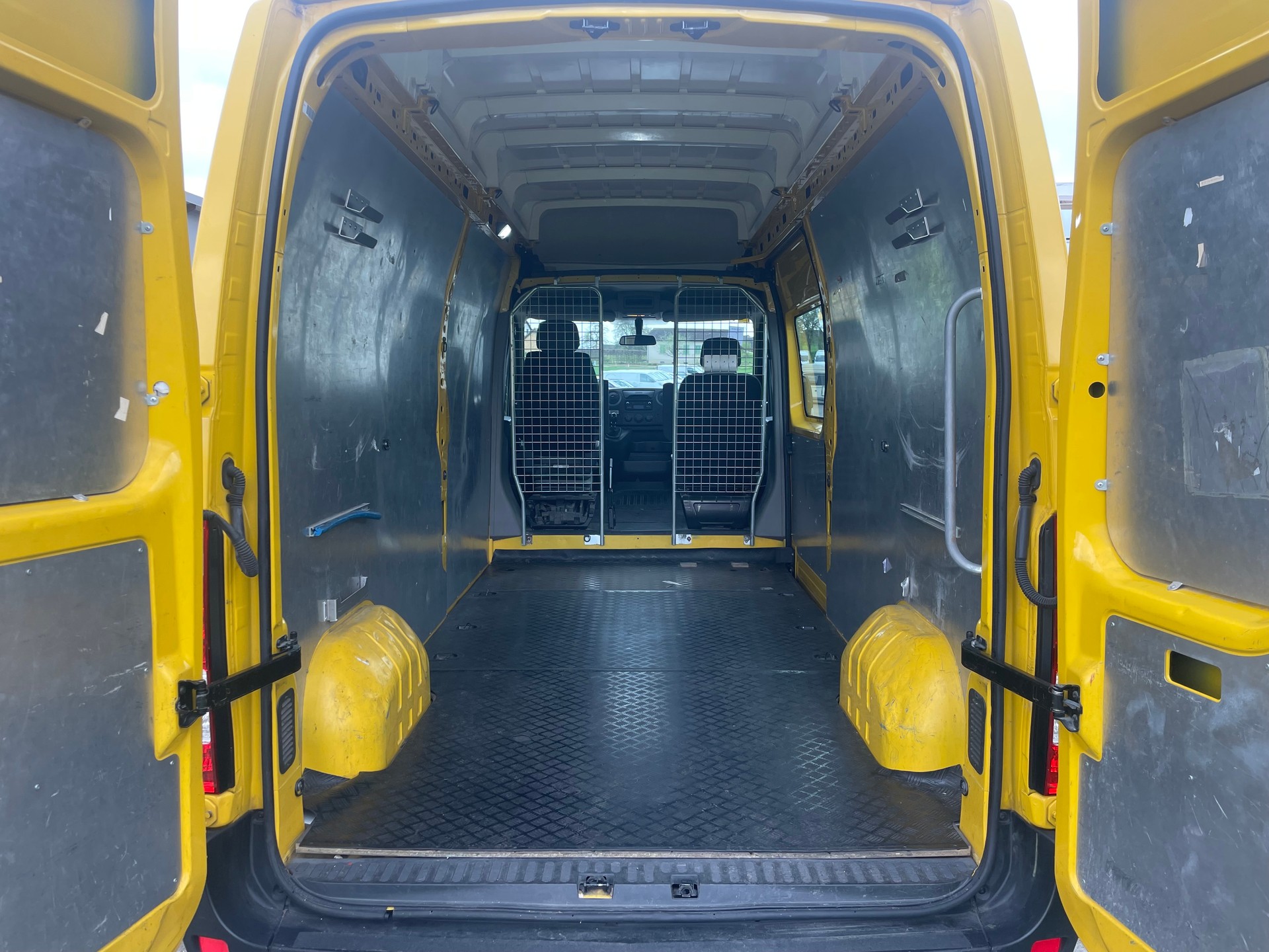 RENAULT Master T35 2.3dCi 130 L3H3-image-10