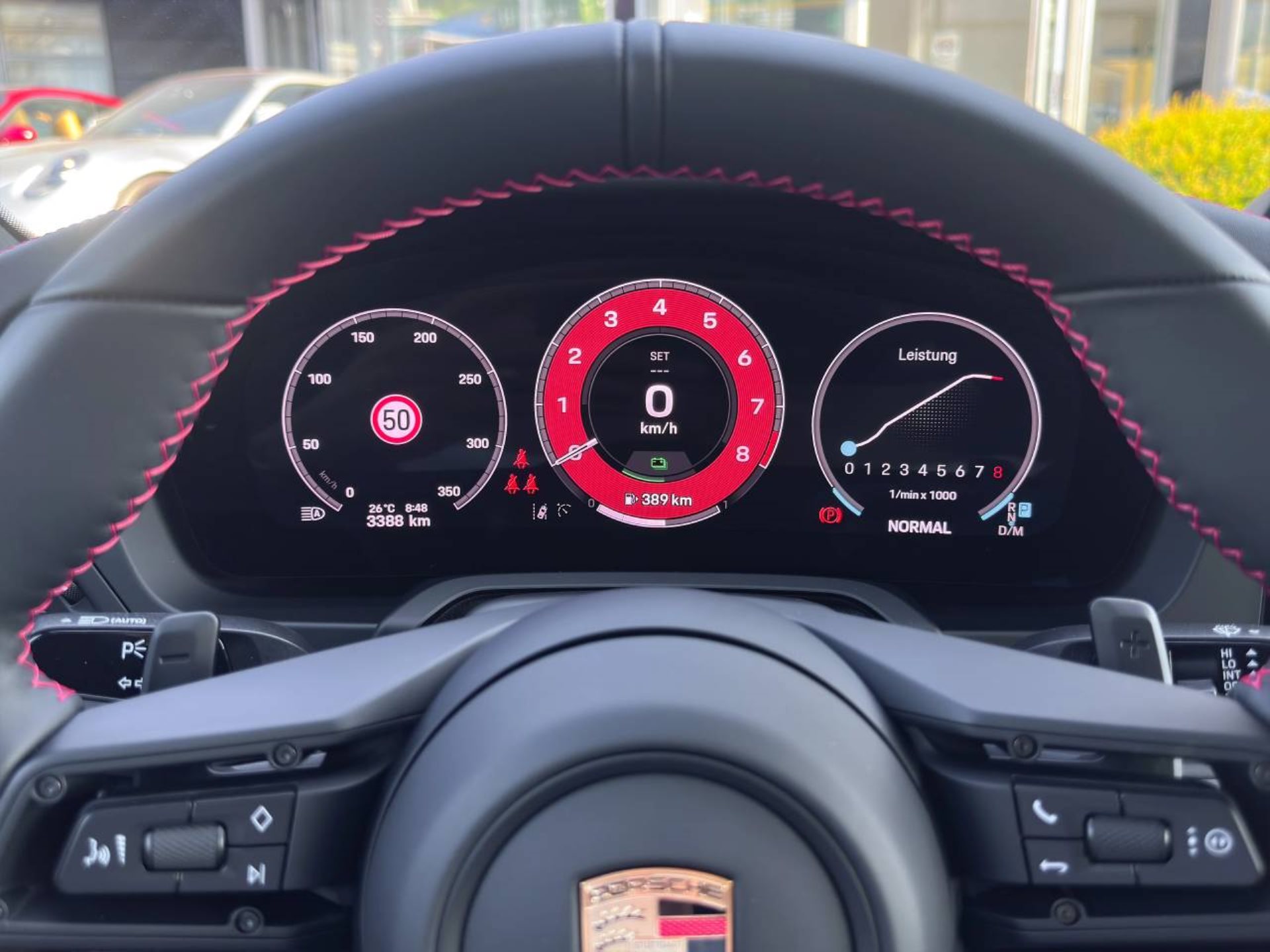PORSCHE 911 Carrera 4 GTS-image-15