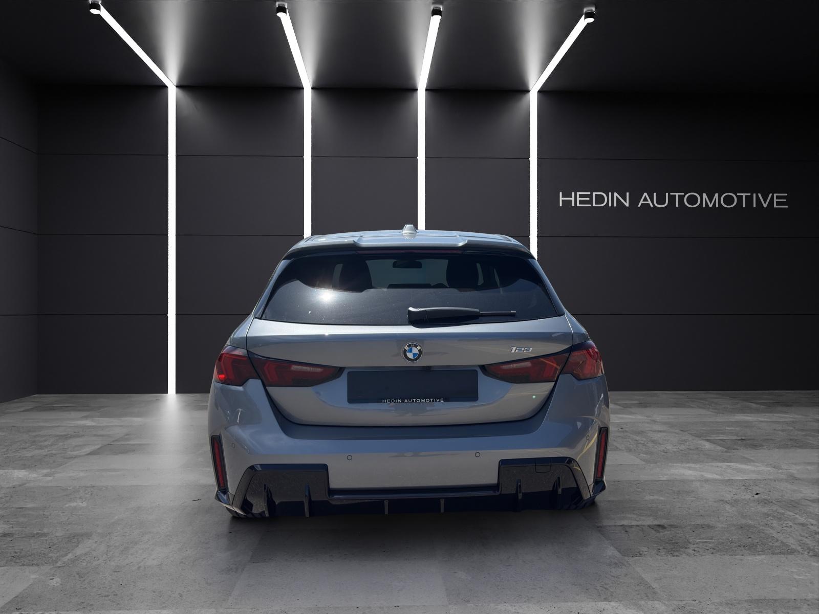 BMW 123 xDrive-image-20