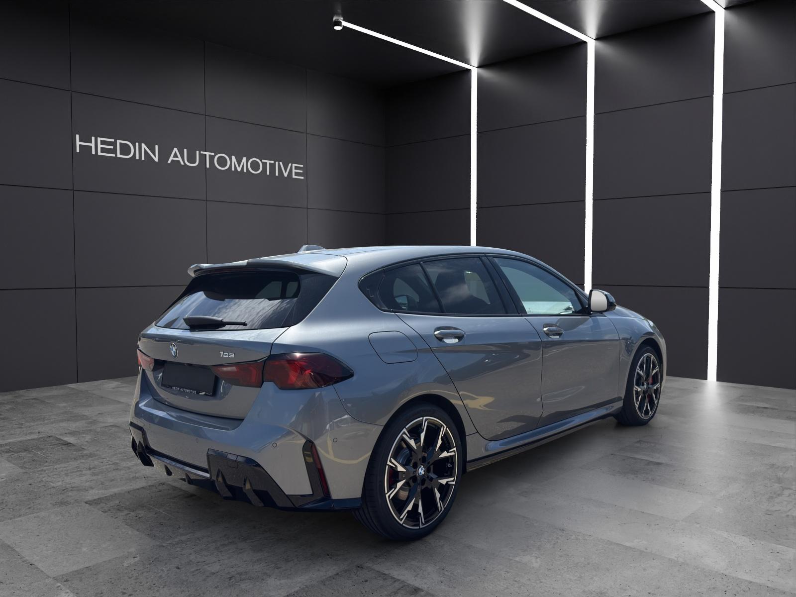 BMW 123 xDrive-image-18