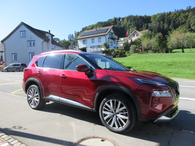 NISSAN X-Trail 1.5 VC-T Tekna+ e-4orce-image-1
