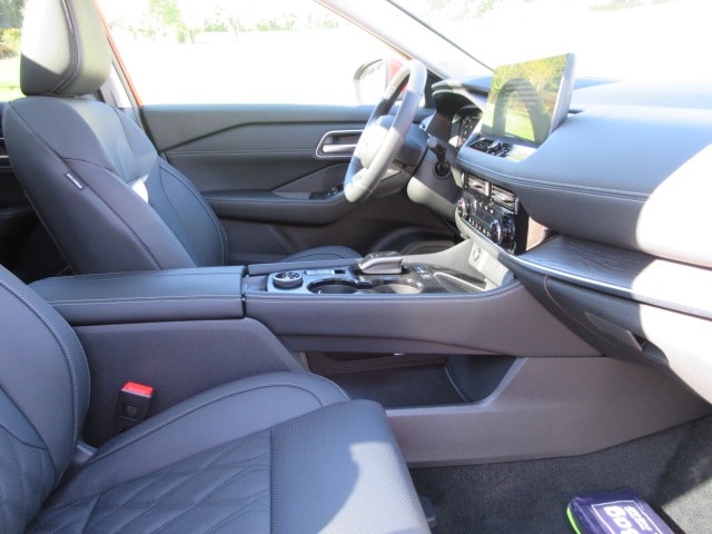 NISSAN X-Trail 1.5 VC-T Tekna+ e-4orce-image-13