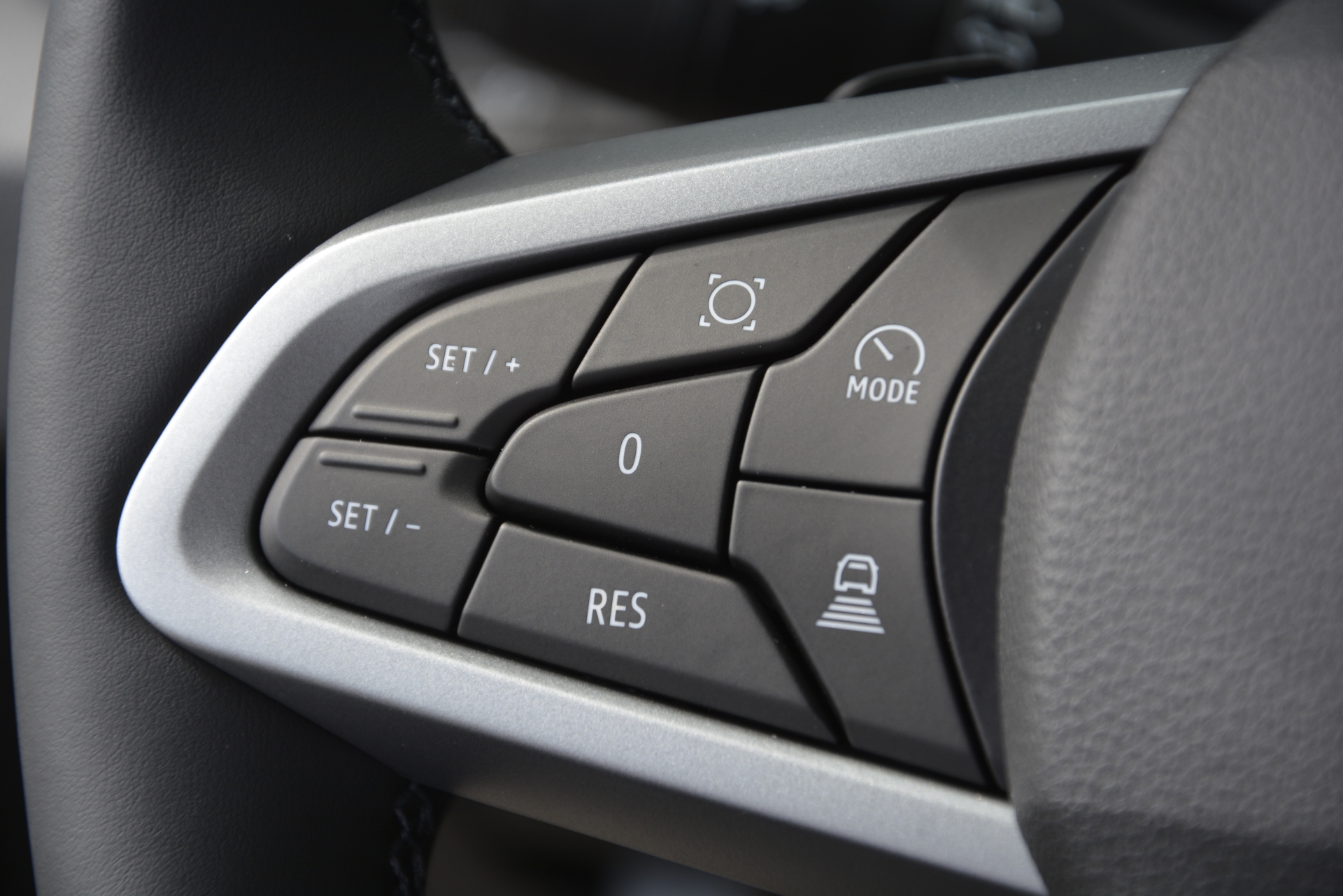 DACIA BIGSTER journey hybrid 150 4x4 Automat-image-10