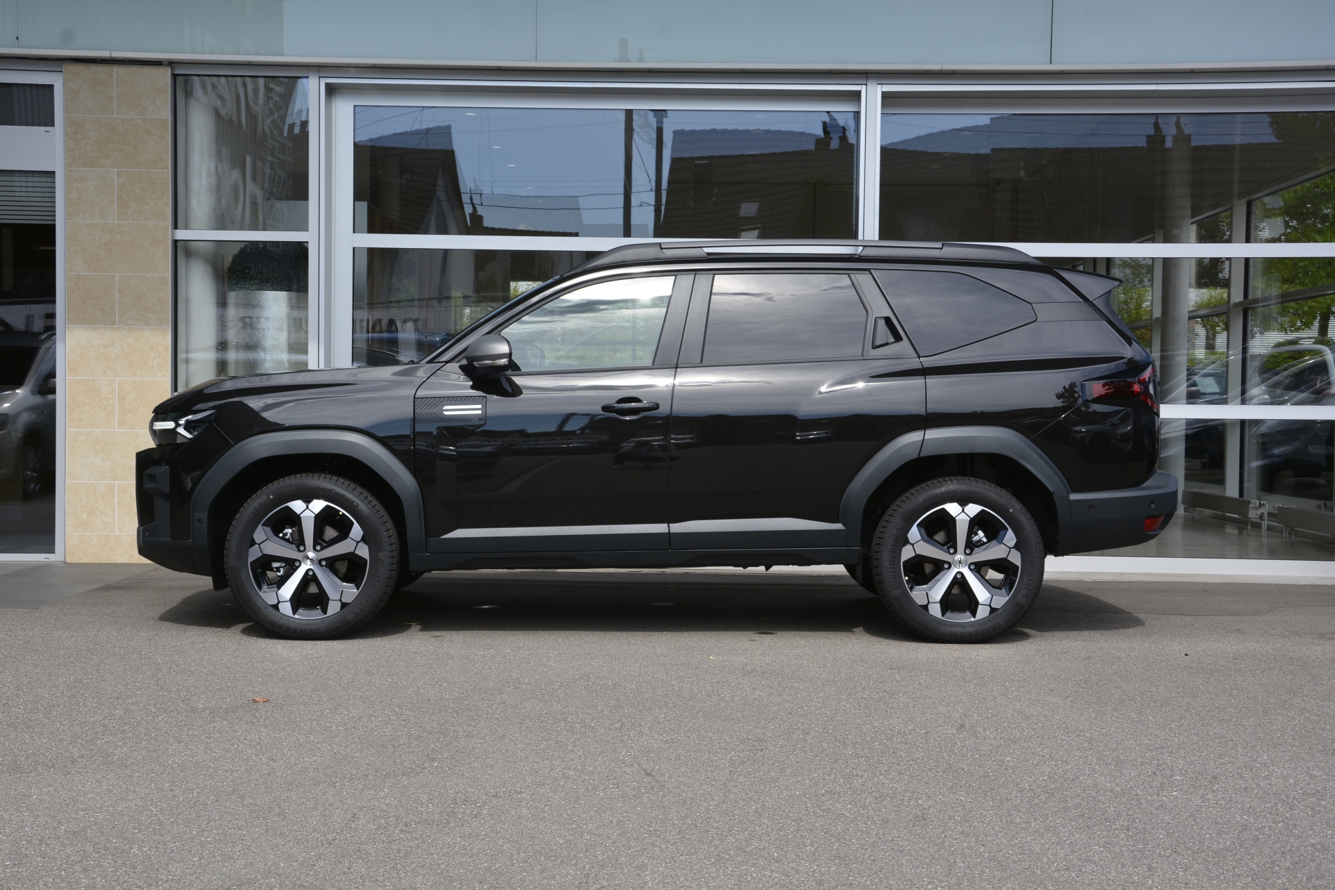 DACIA BIGSTER journey hybrid 150 4x4 Automat-image-2