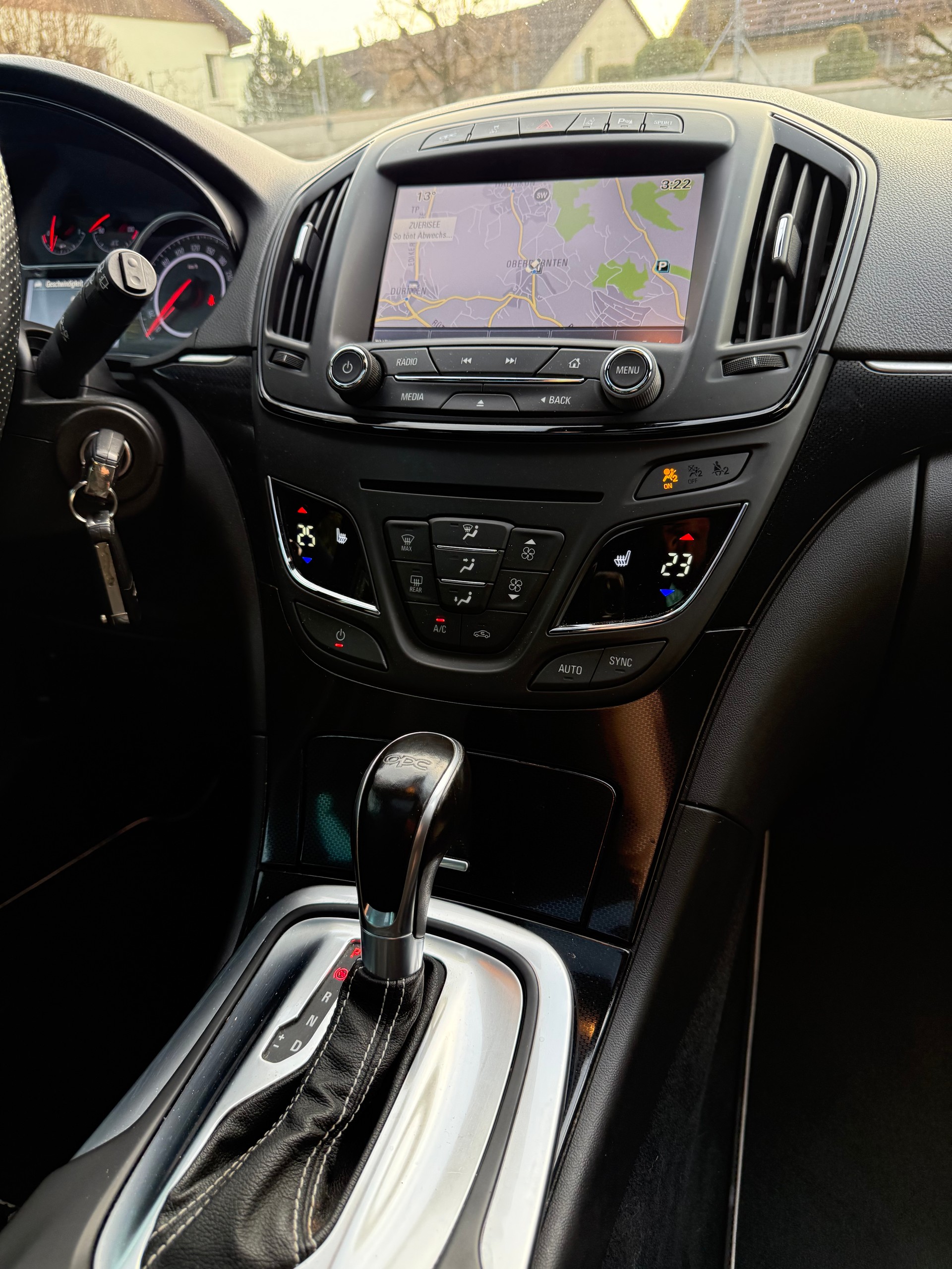 OPEL Insignia Sports Tourer 2.8 Turbo OPC 4WD Automatic-image-13