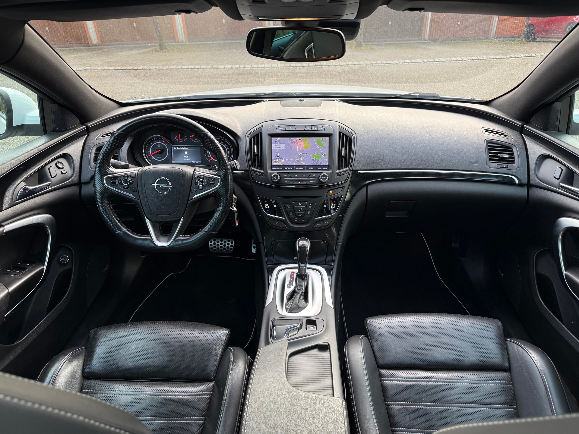 OPEL Insignia Sports Tourer 2.8 Turbo OPC 4WD Automatic-image-10