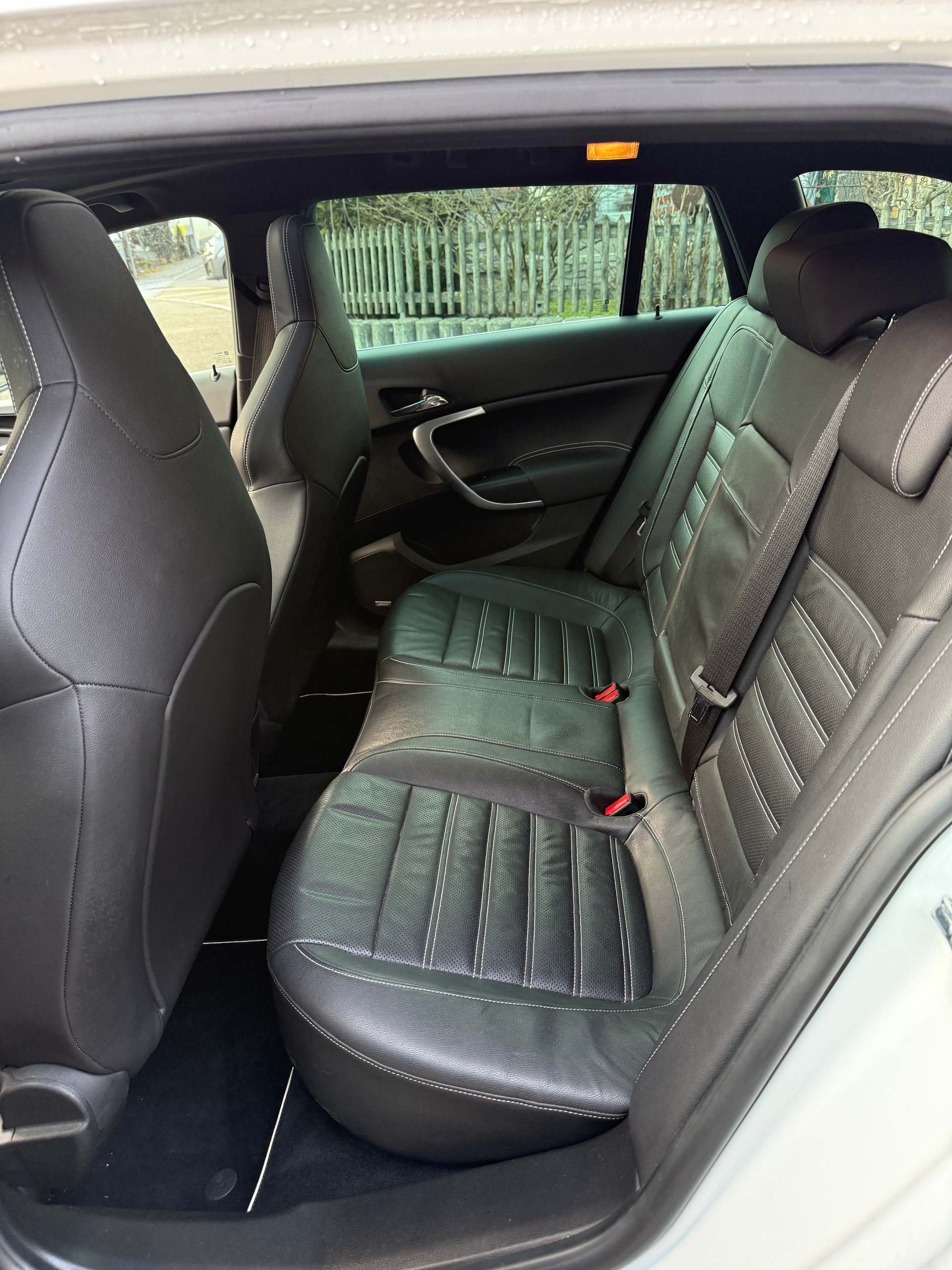 OPEL Insignia Sports Tourer 2.8 Turbo OPC 4WD Automatic-image-12