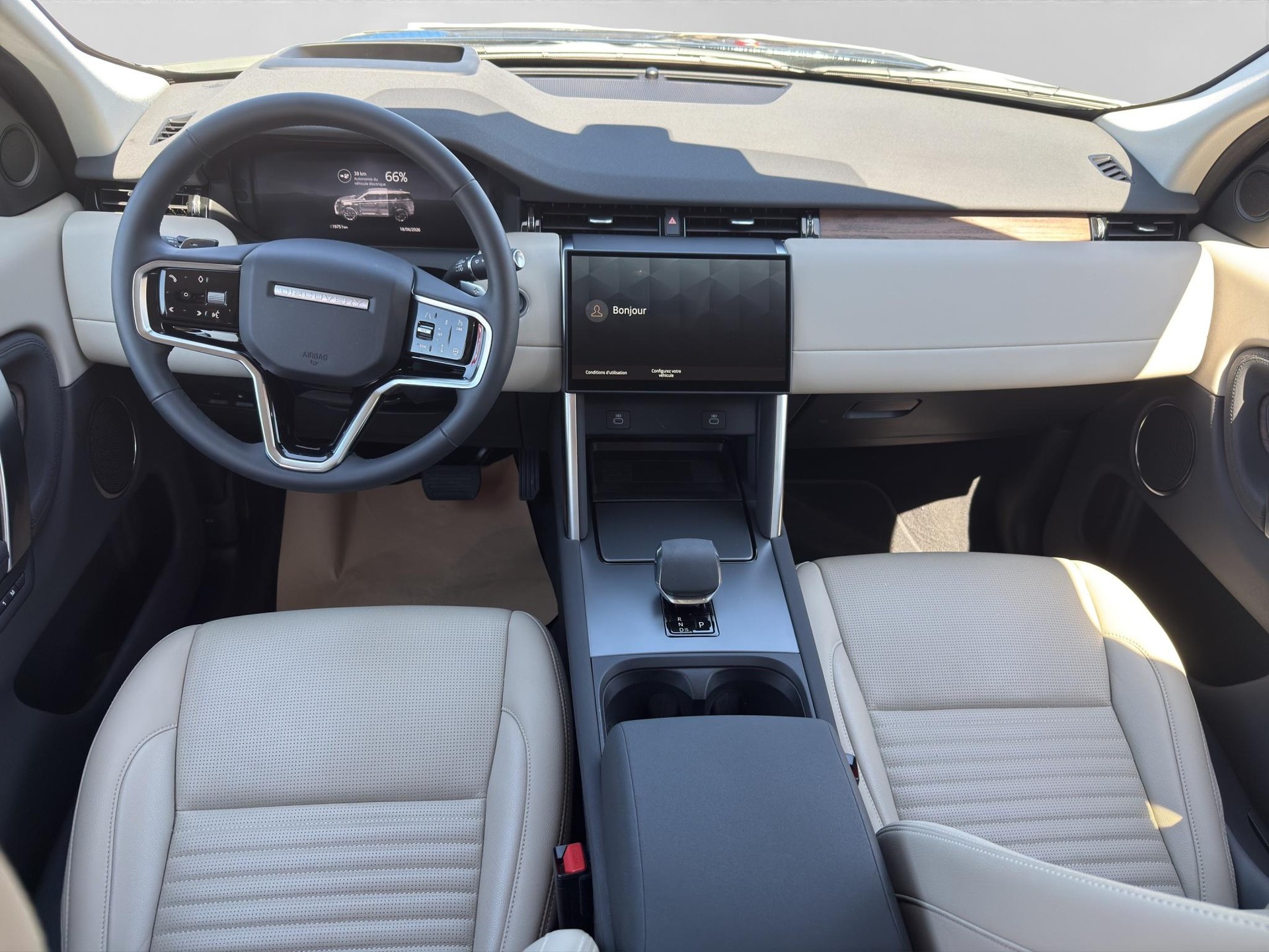 LAND ROVER Discovery Sport 1.5 T 270e S-image-2