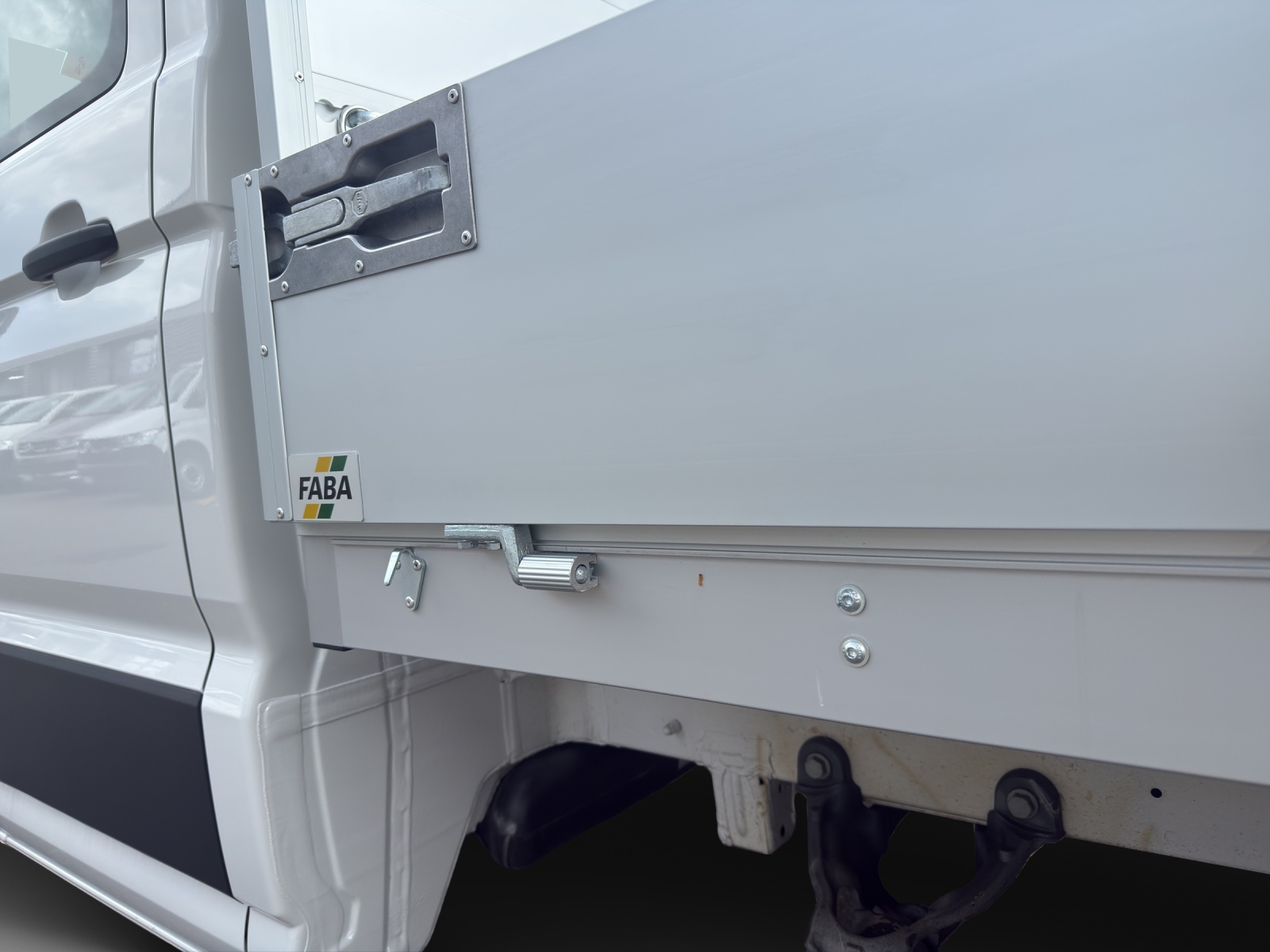 VW Crafter 35 2.0 TDI Kipp./Prits./Koffer+Heb. Champion L3-image-14