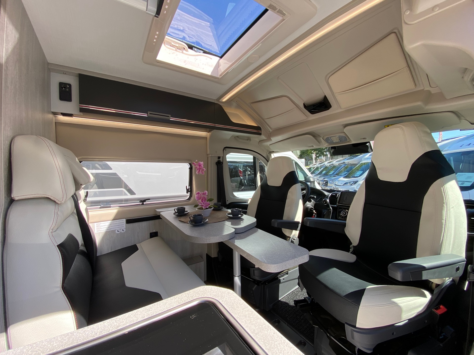 ROLLER TEAM Livingstone Duo Advance, Fiat Ducato 2.2MJ 140PS Automat-showroom-element-3