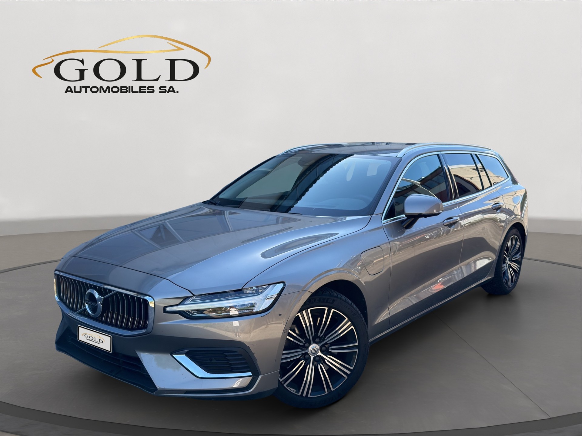 VOLVO V60 T6 eAWD Twin Engine Inscription Geartronic-image-0