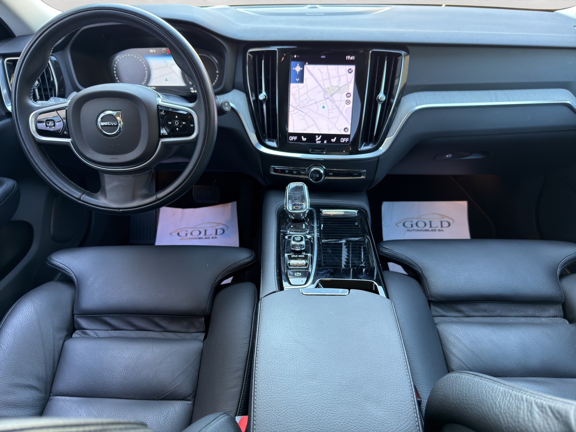 VOLVO V60 T6 eAWD Twin Engine Inscription Geartronic-image-2