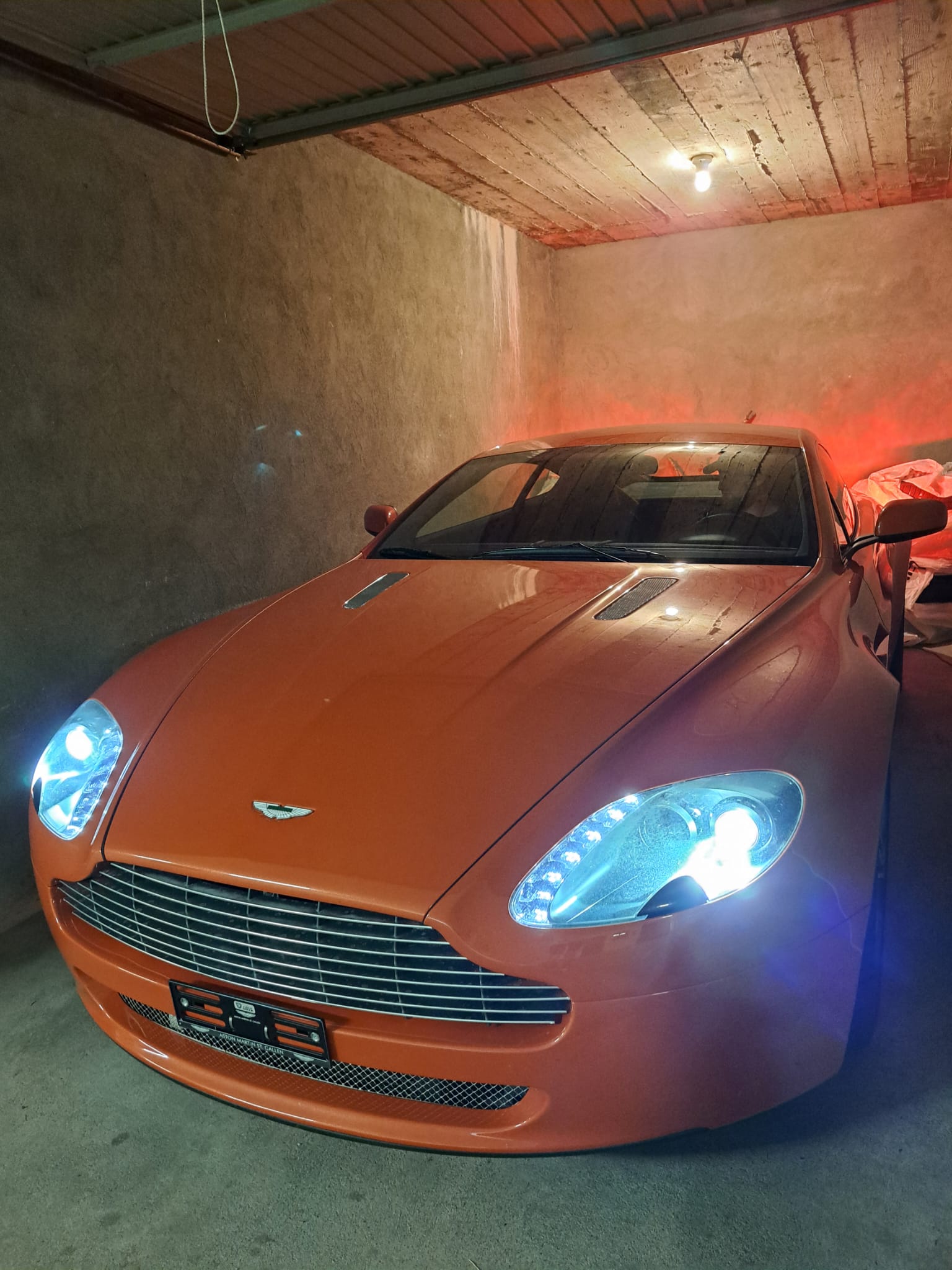 ASTON MARTIN N400-image-0