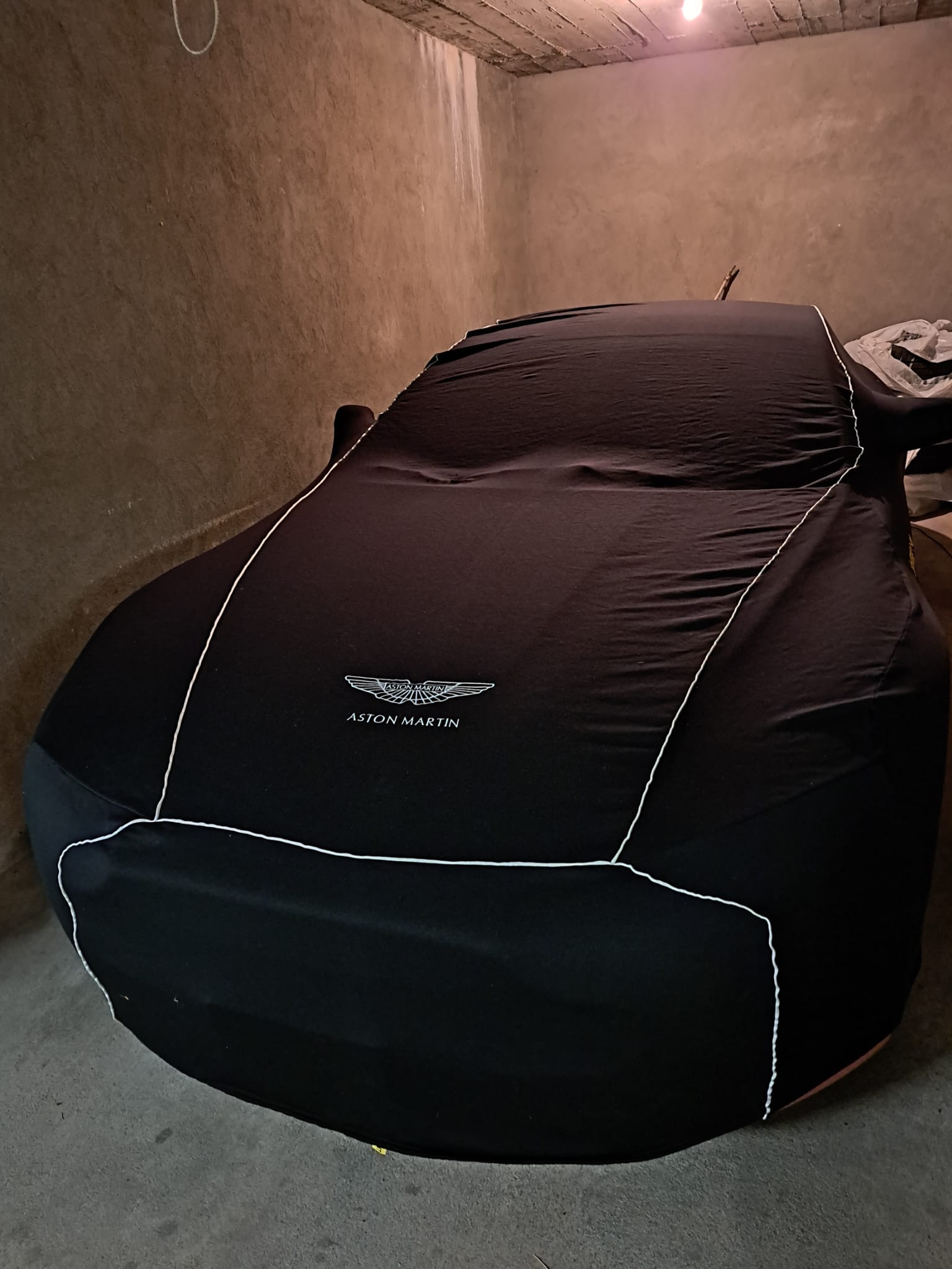 ASTON MARTIN N400-image-2