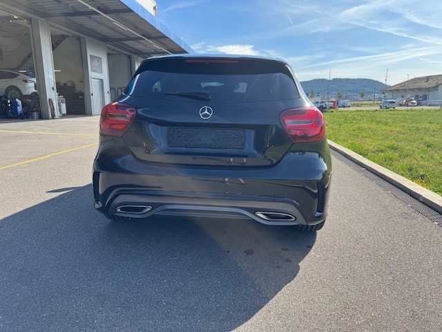 MERCEDES-BENZ A 200 AMG Line 7G-DCT-image-8