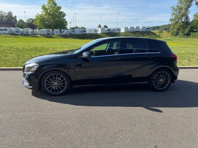 MERCEDES-BENZ A 200 AMG Line 7G-DCT-image-1