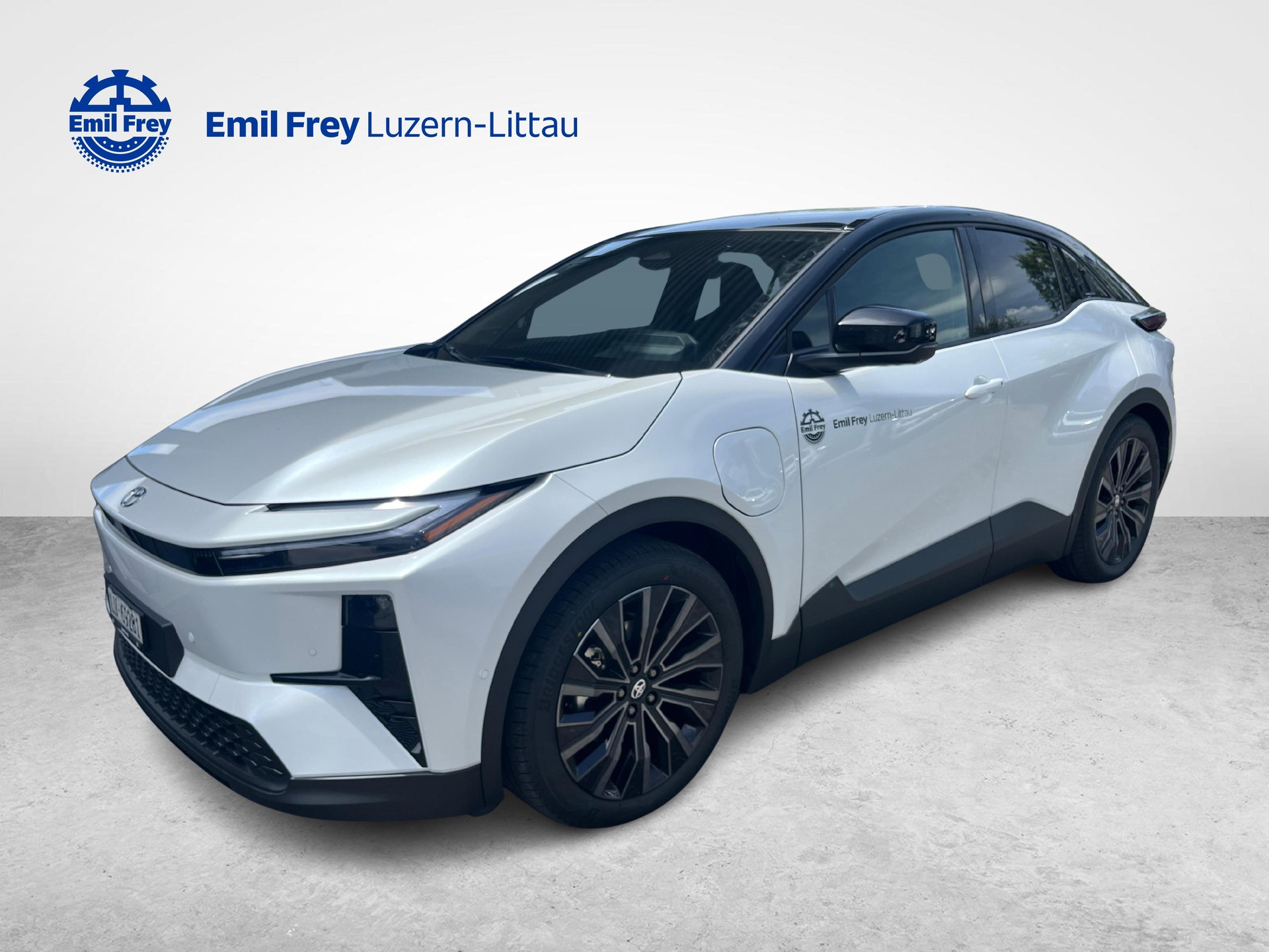 TOYOTA C-HR+ Premium AWD mit Anhängerkupplung