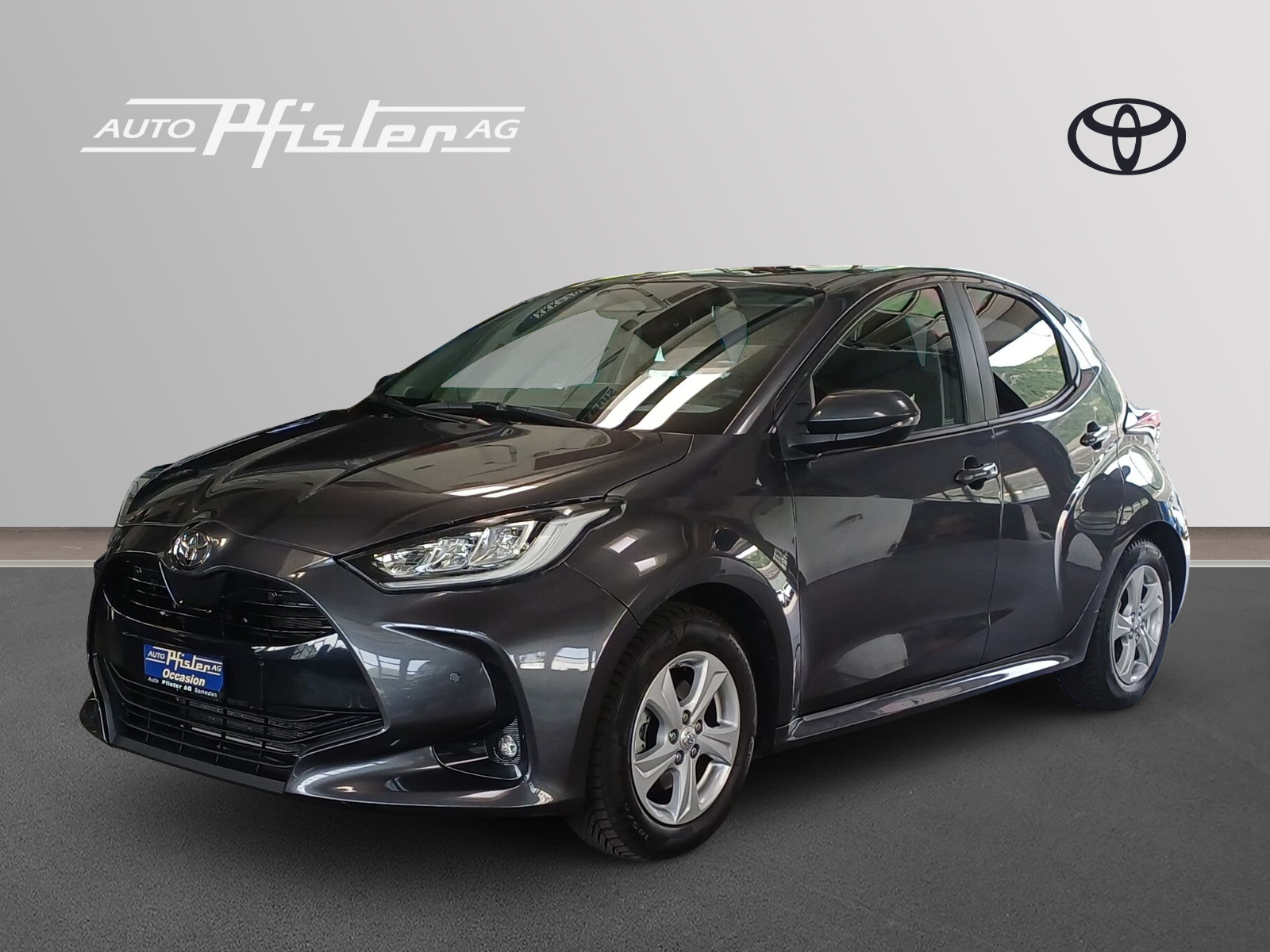 TOYOTA Yaris 1.5 VVT-i HSD Trend-image-0
