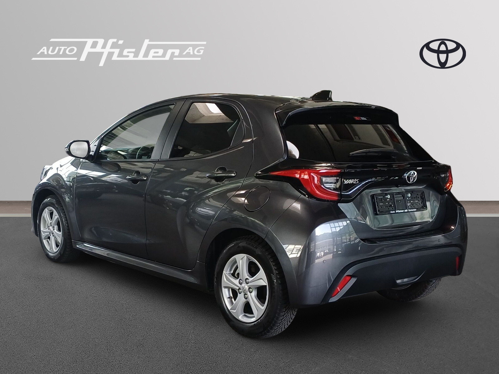 TOYOTA Yaris 1.5 VVT-i HSD Trend-image-3