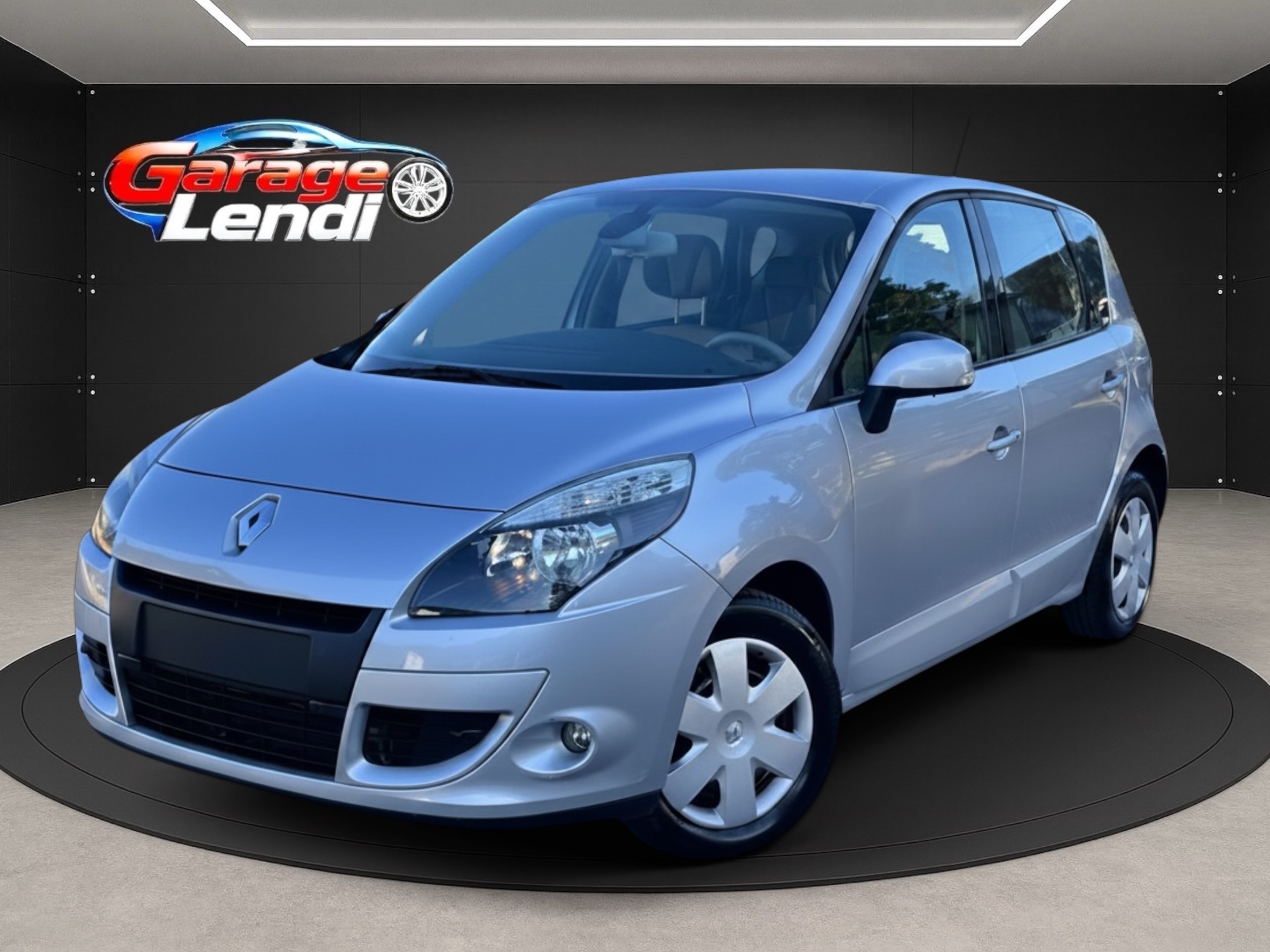 RENAULT Scénic 2.0 16V Dynamique X-Tronic CVT-image-0