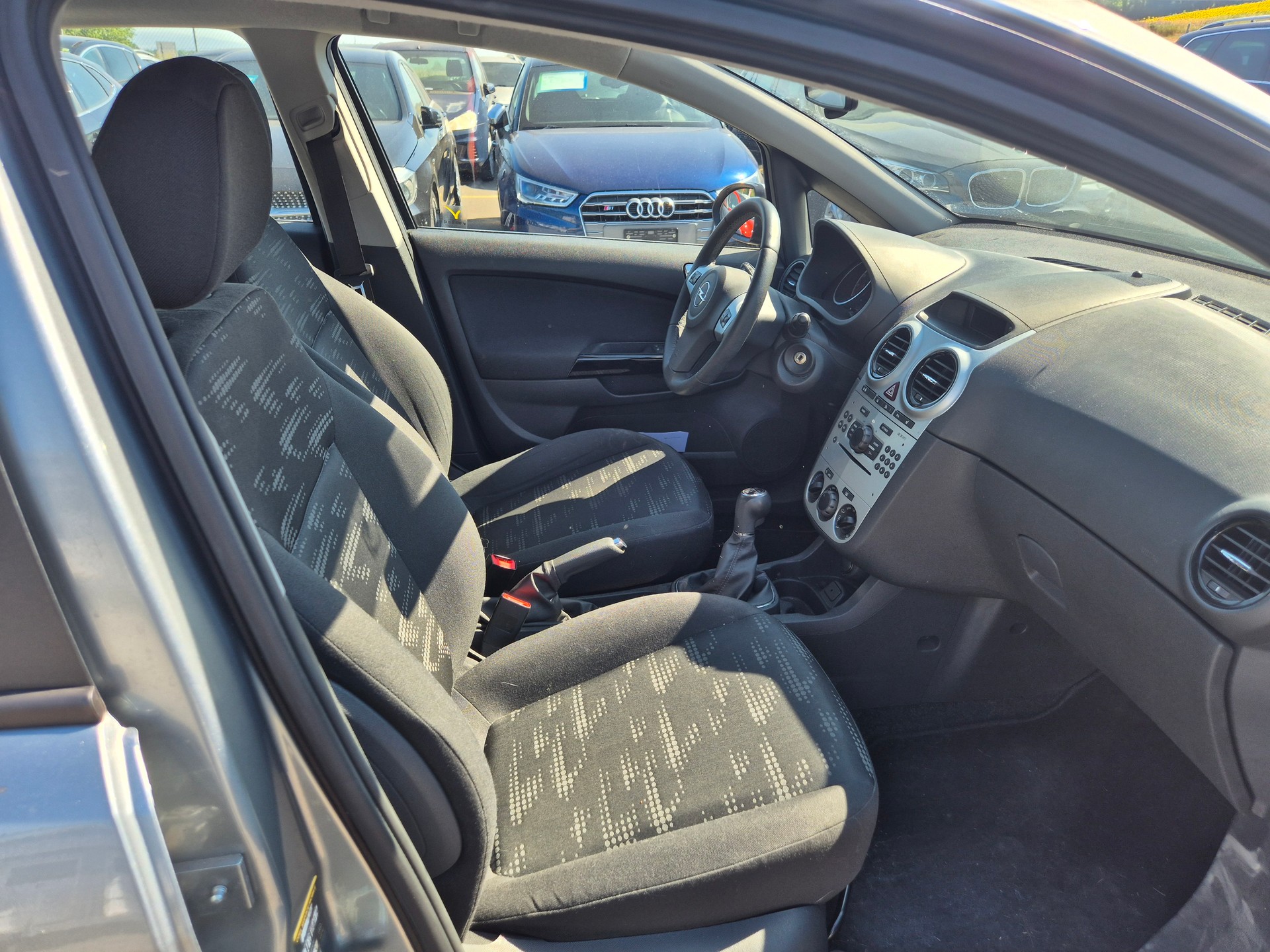 OPEL Corsa 1.4 TP Anniversary-image-8