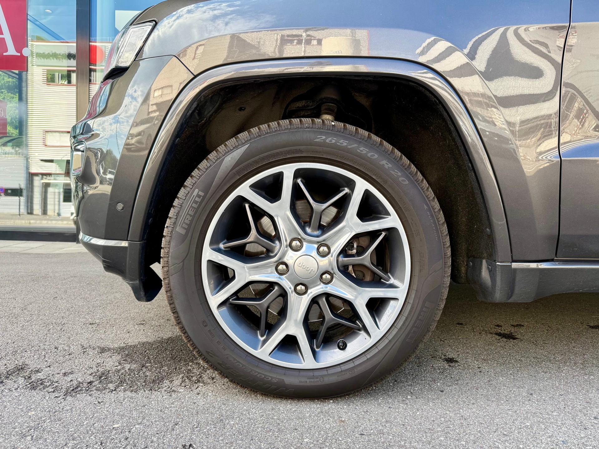 JEEP Grand Cherokee 3.0 CRD Overland Automatic-image-3
