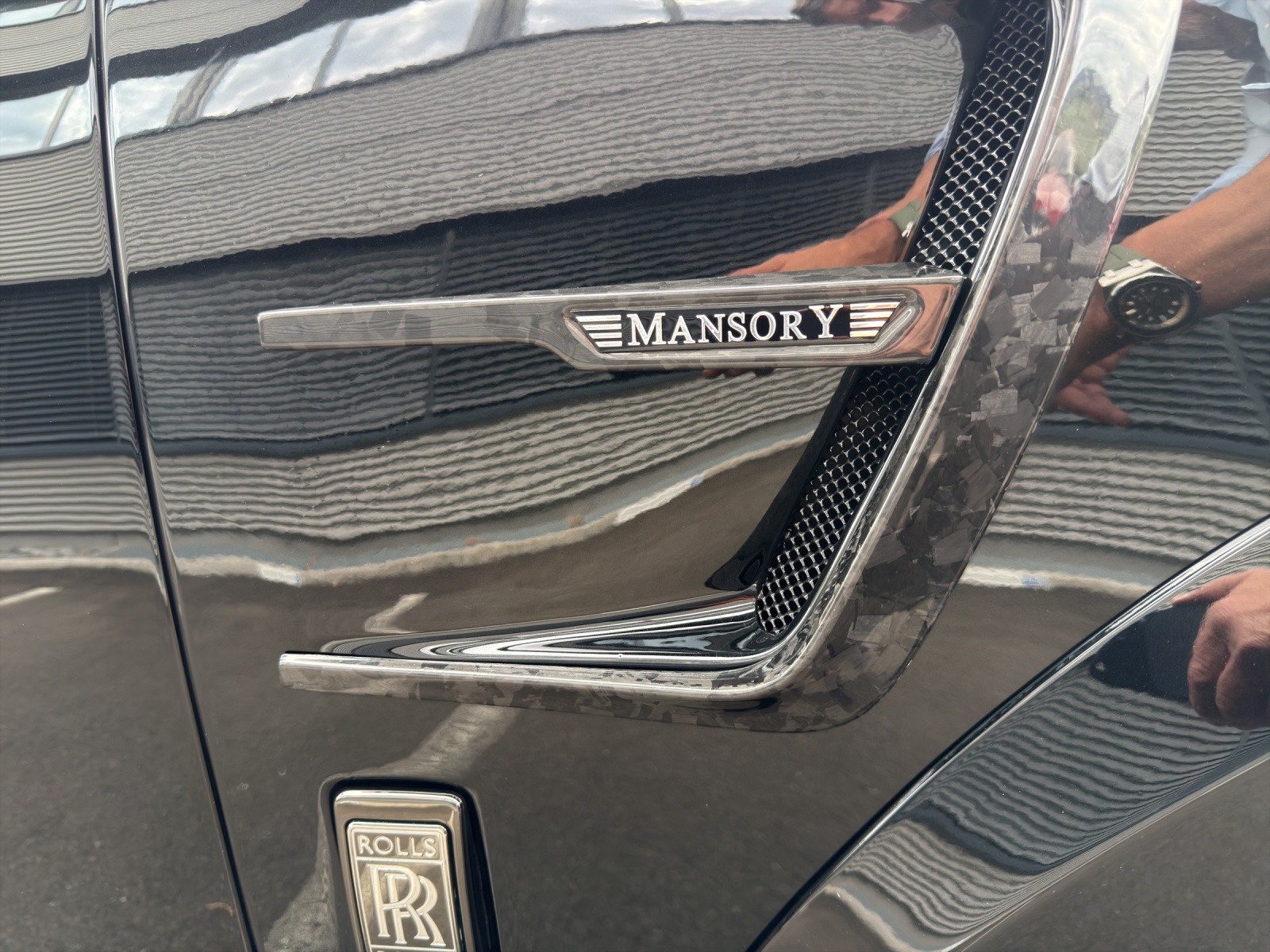 ROLLS-ROYCE Cullinan MANSORY EDITION-image-22