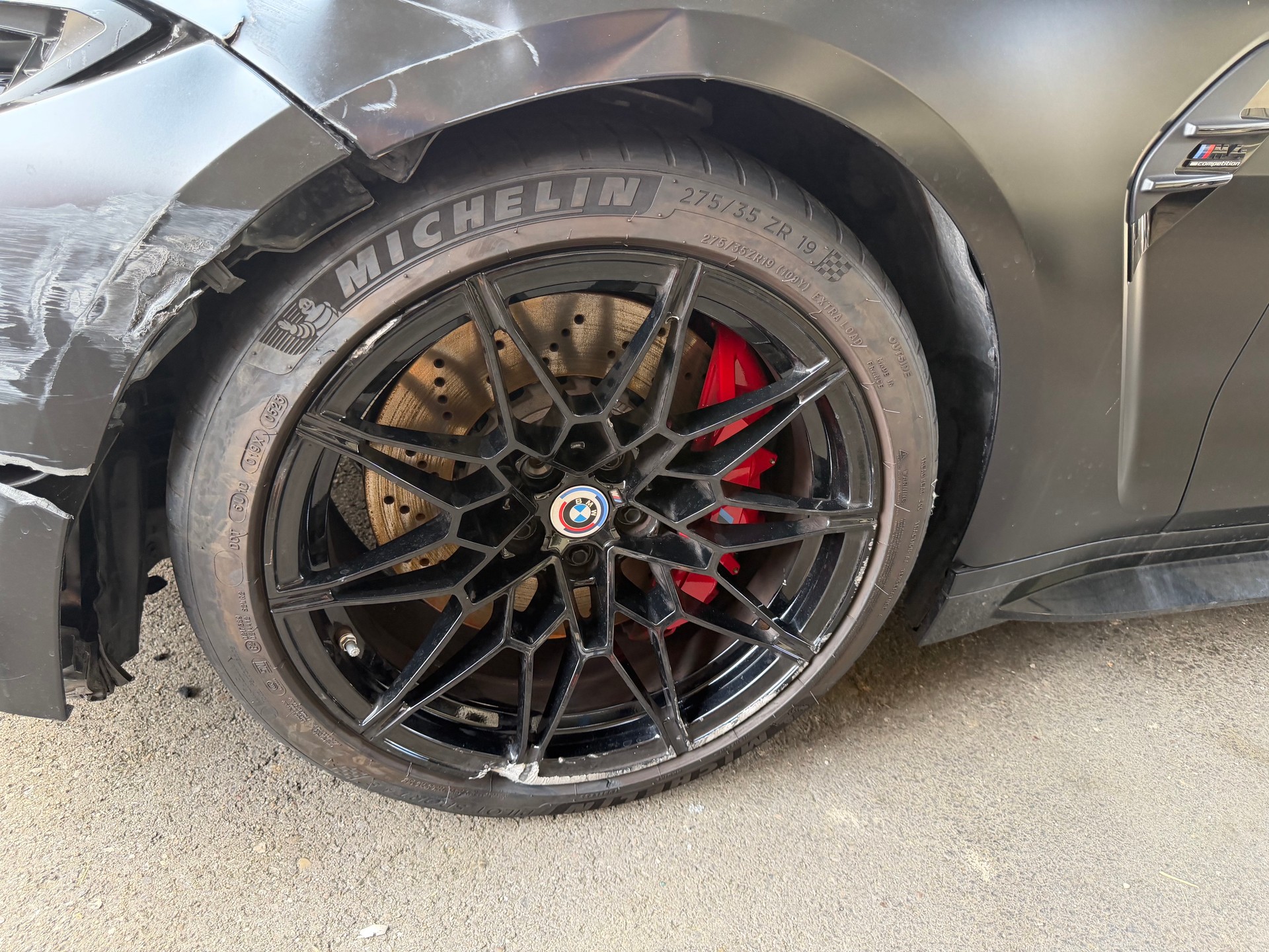 BMW M4 Competition xDrive-image-8