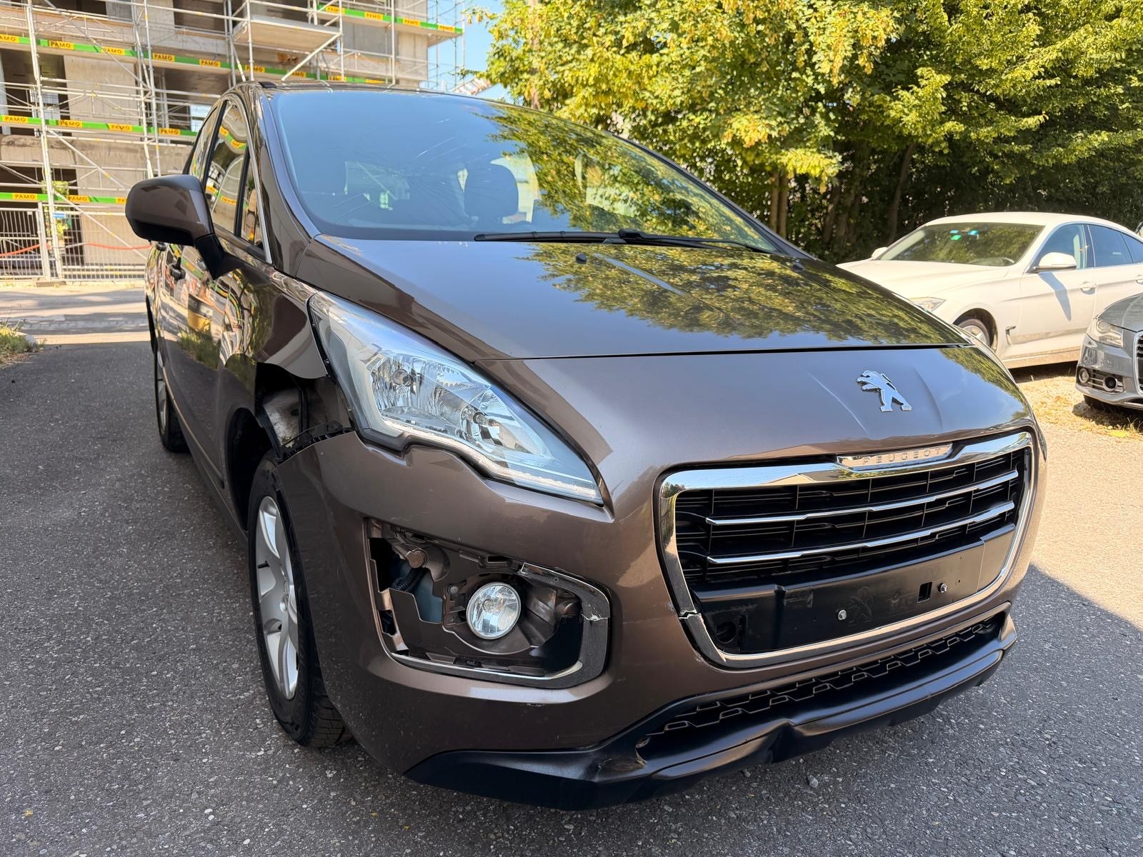 PEUGEOT 3008 1.6 16V T Active-image-6