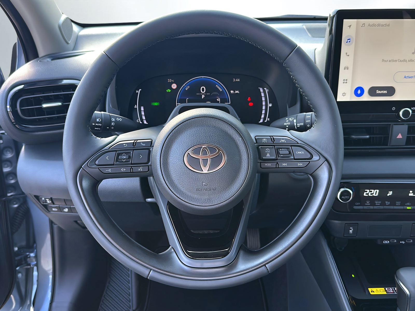 TOYOTA Yaris 1.5 Trend e-CVT-image-6