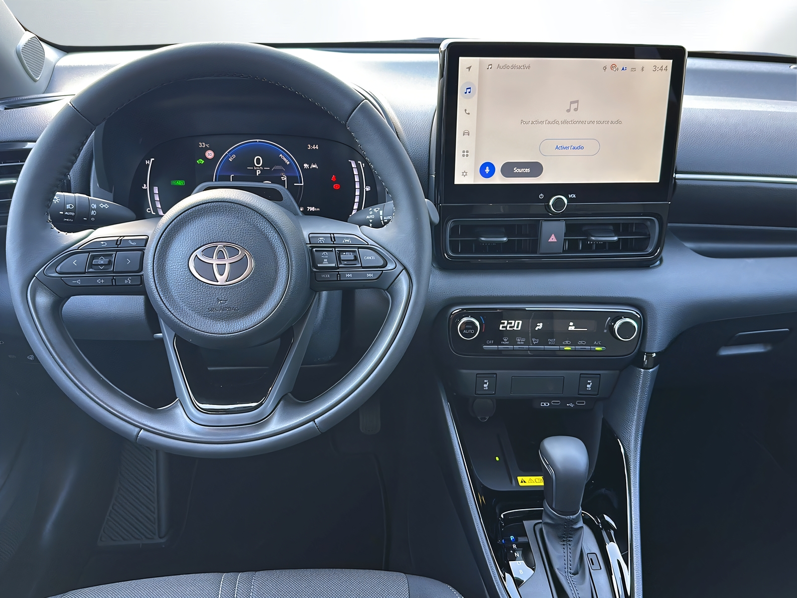 TOYOTA Yaris 1.5 Trend e-CVT-image-5