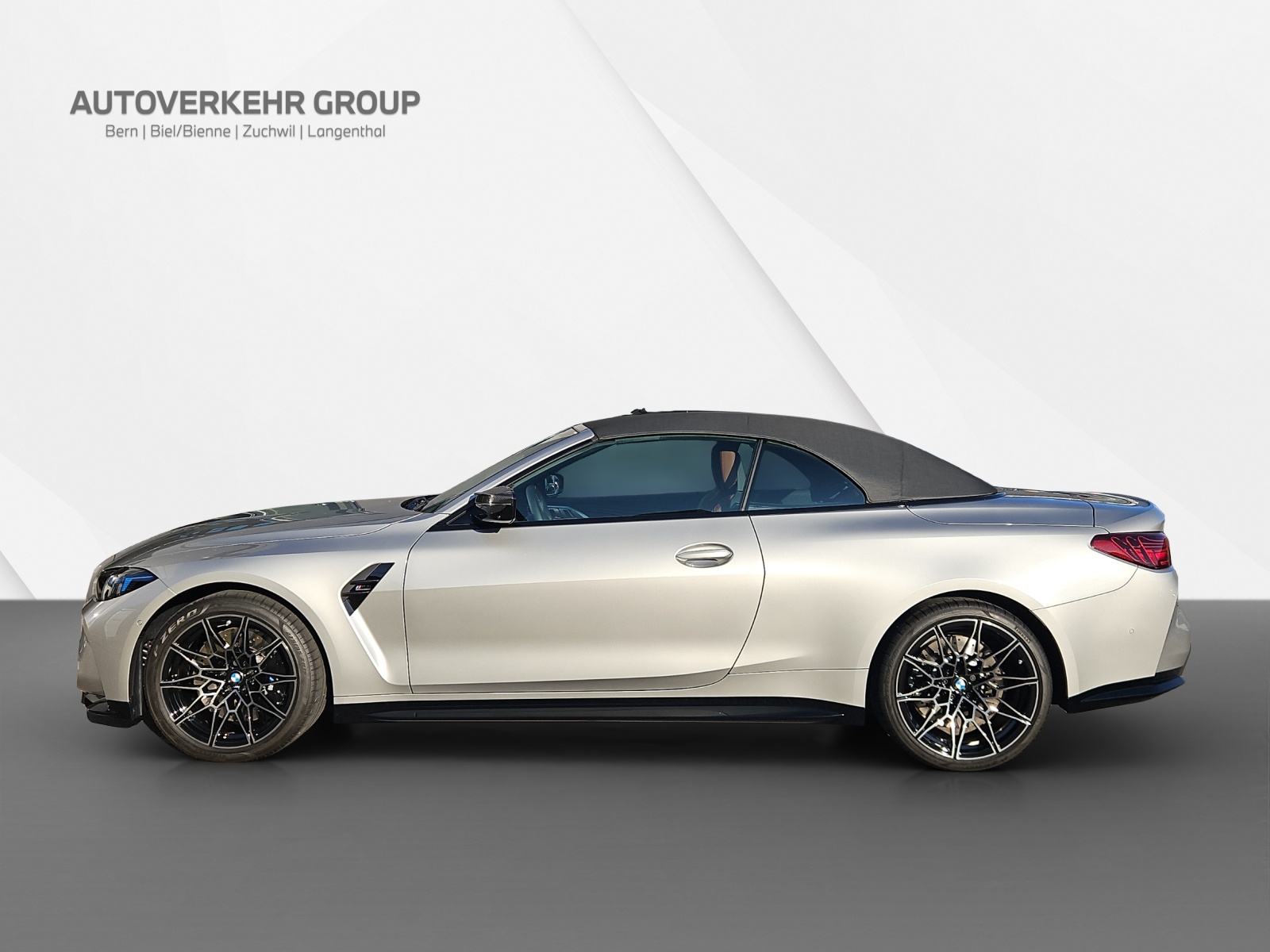 BMW M4 Competition xDrive Cabriolet-showroom-element-2