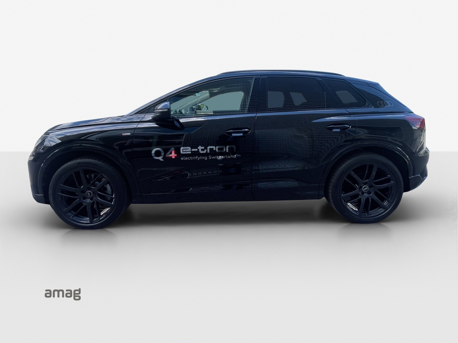 AUDI Q4 e-tron SUV quattro performance-image-1