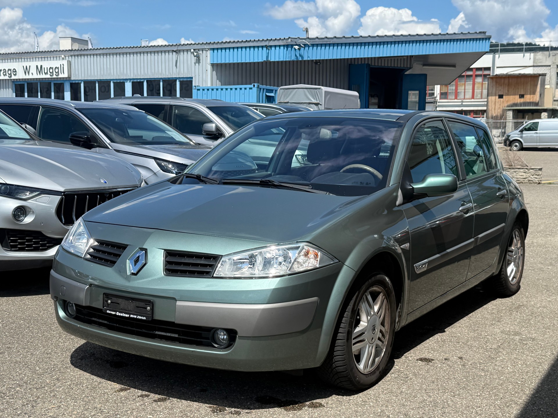 RENAULT Mégane 2.0 16V Emotion-image-1