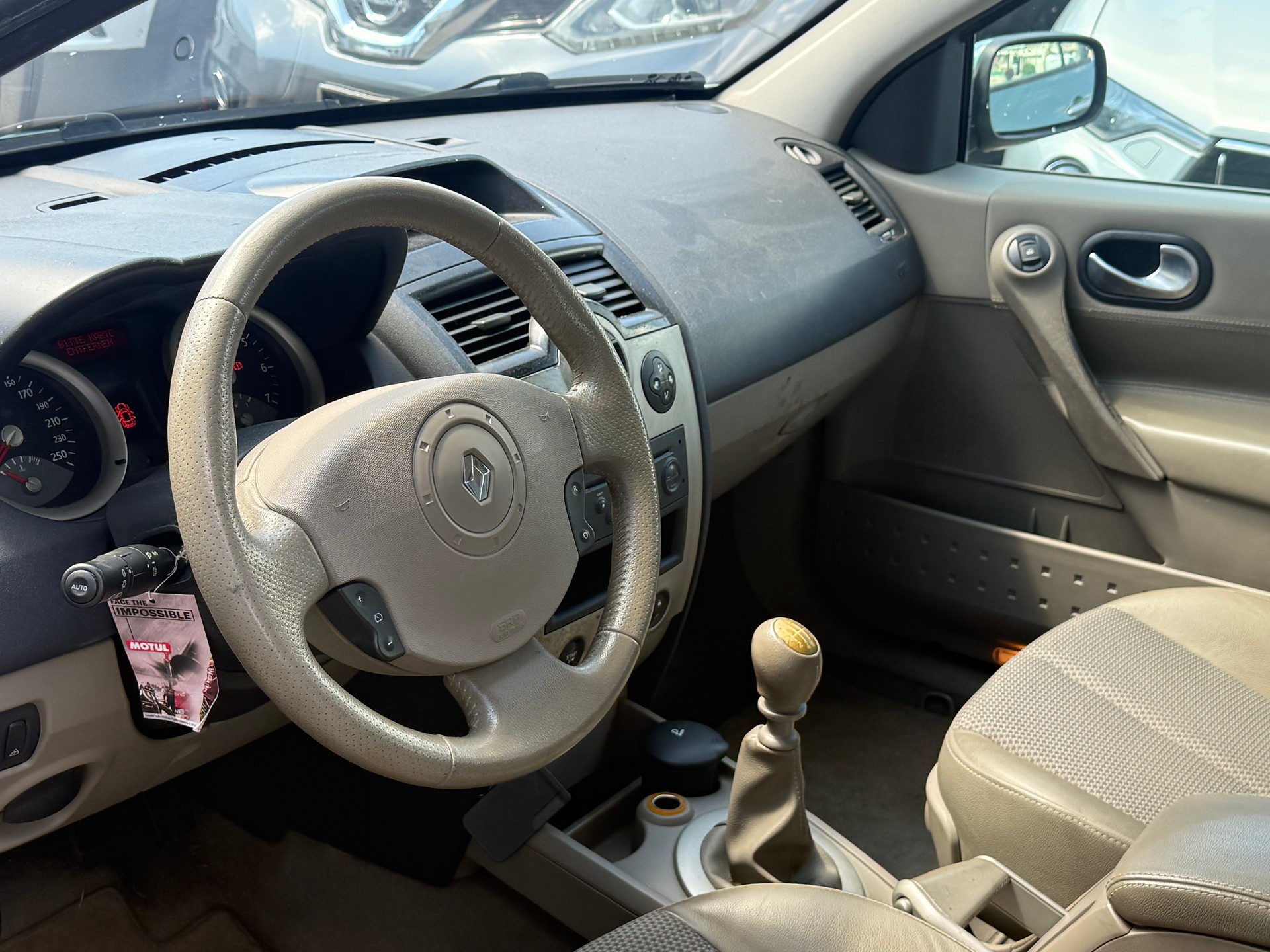 RENAULT Mégane 2.0 16V Emotion-image-6