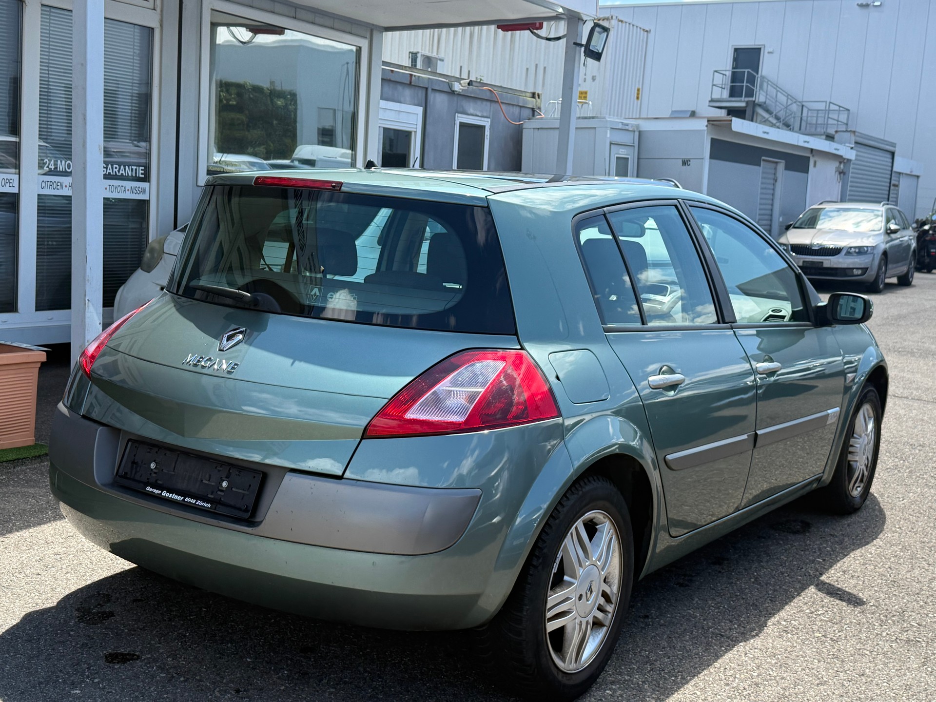 RENAULT Mégane 2.0 16V Emotion-image-2