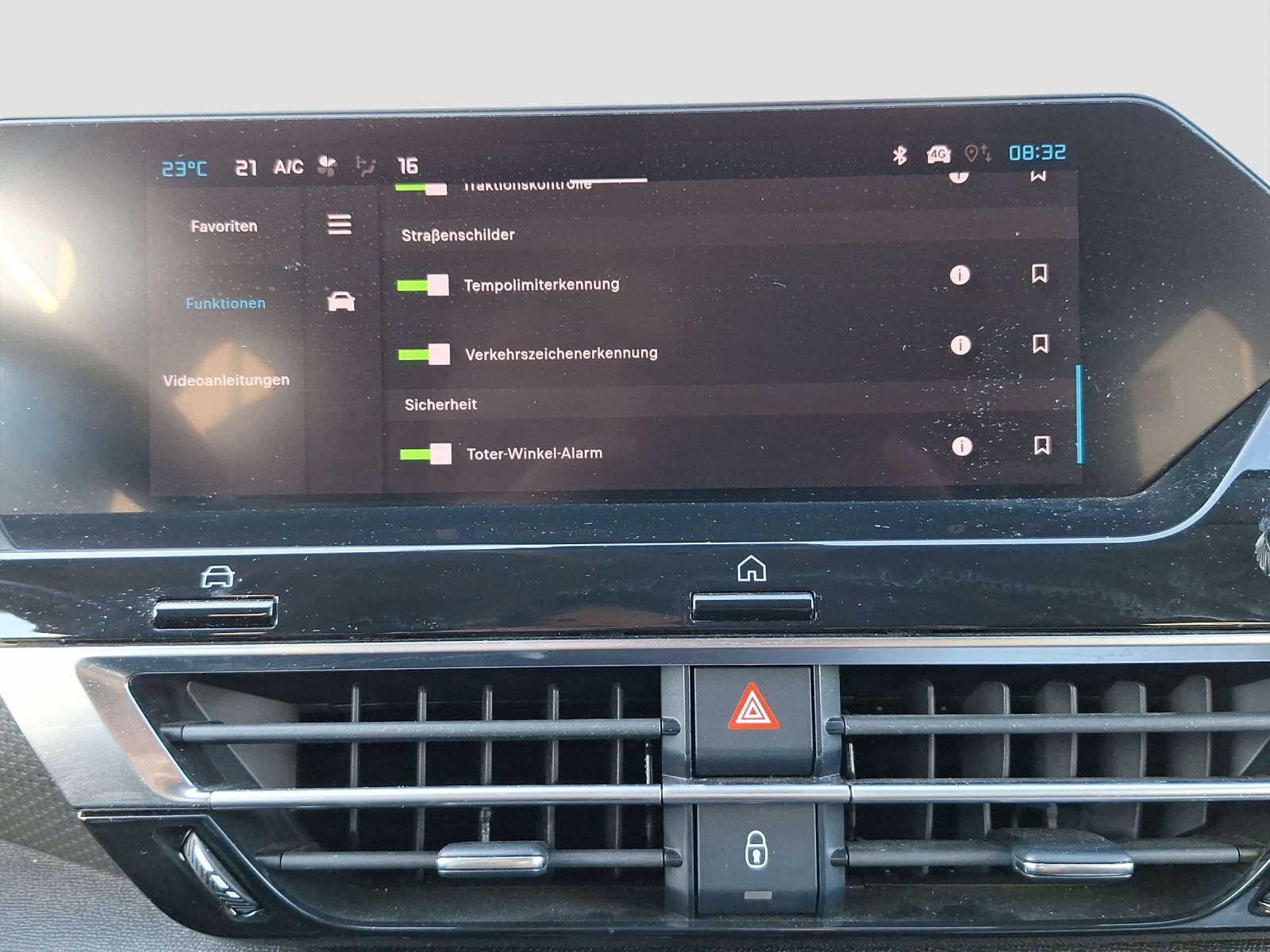 CITROEN C4 1.2 PureTech Max-image-18