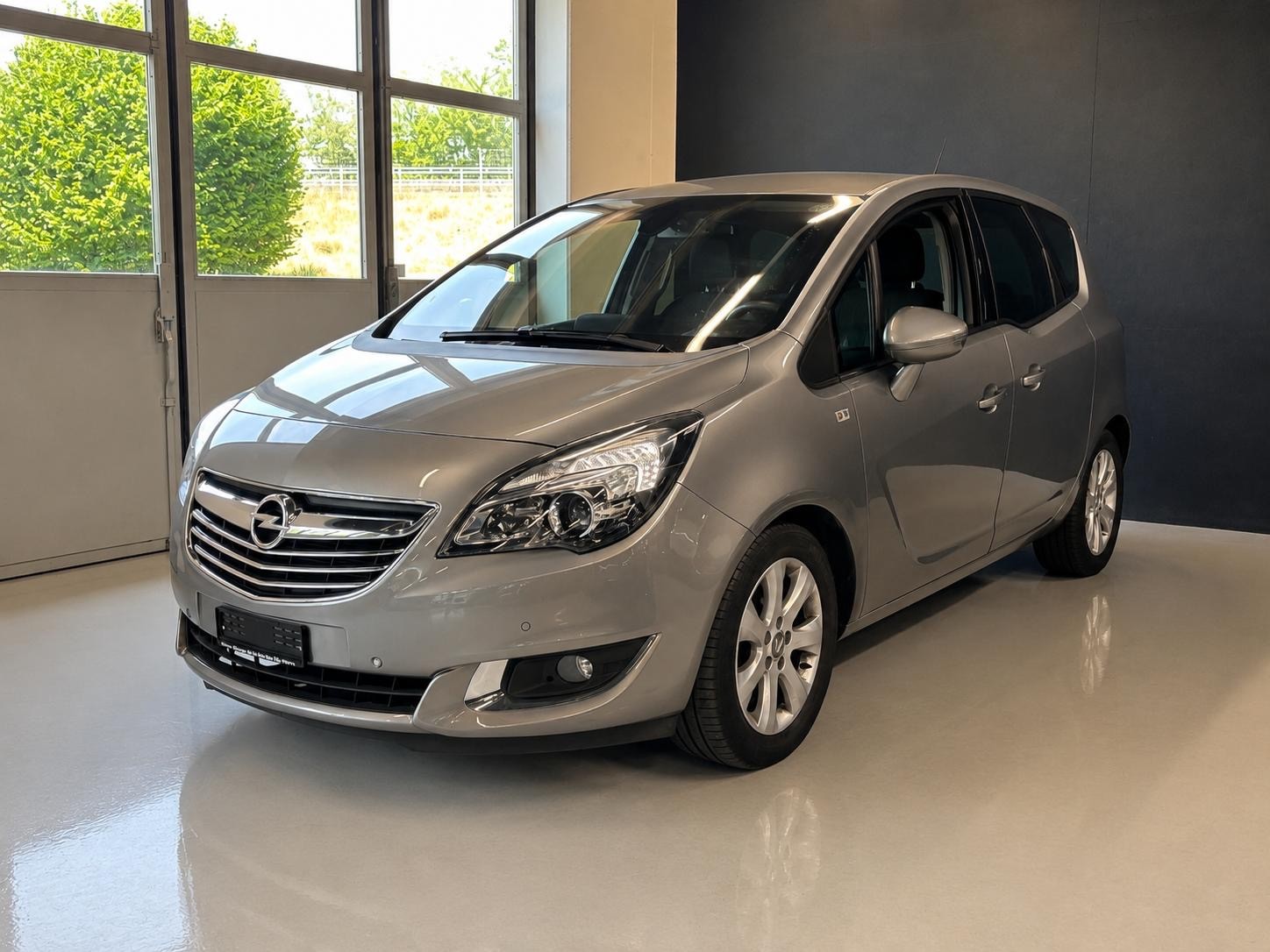 OPEL Meriva 1.4 Turbo Cosmo Automatic-image-1