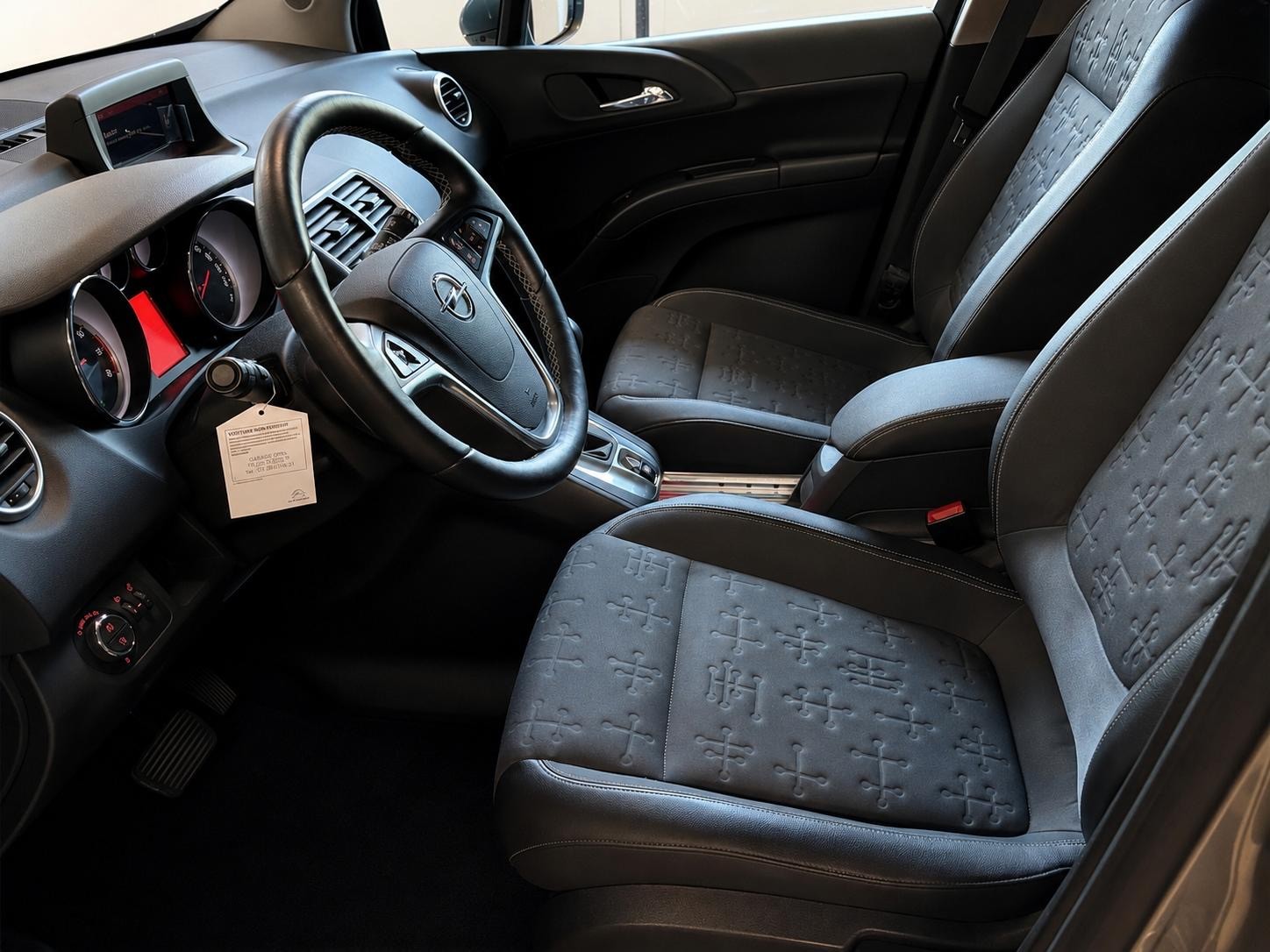 OPEL Meriva 1.4 Turbo Cosmo Automatic-image-10