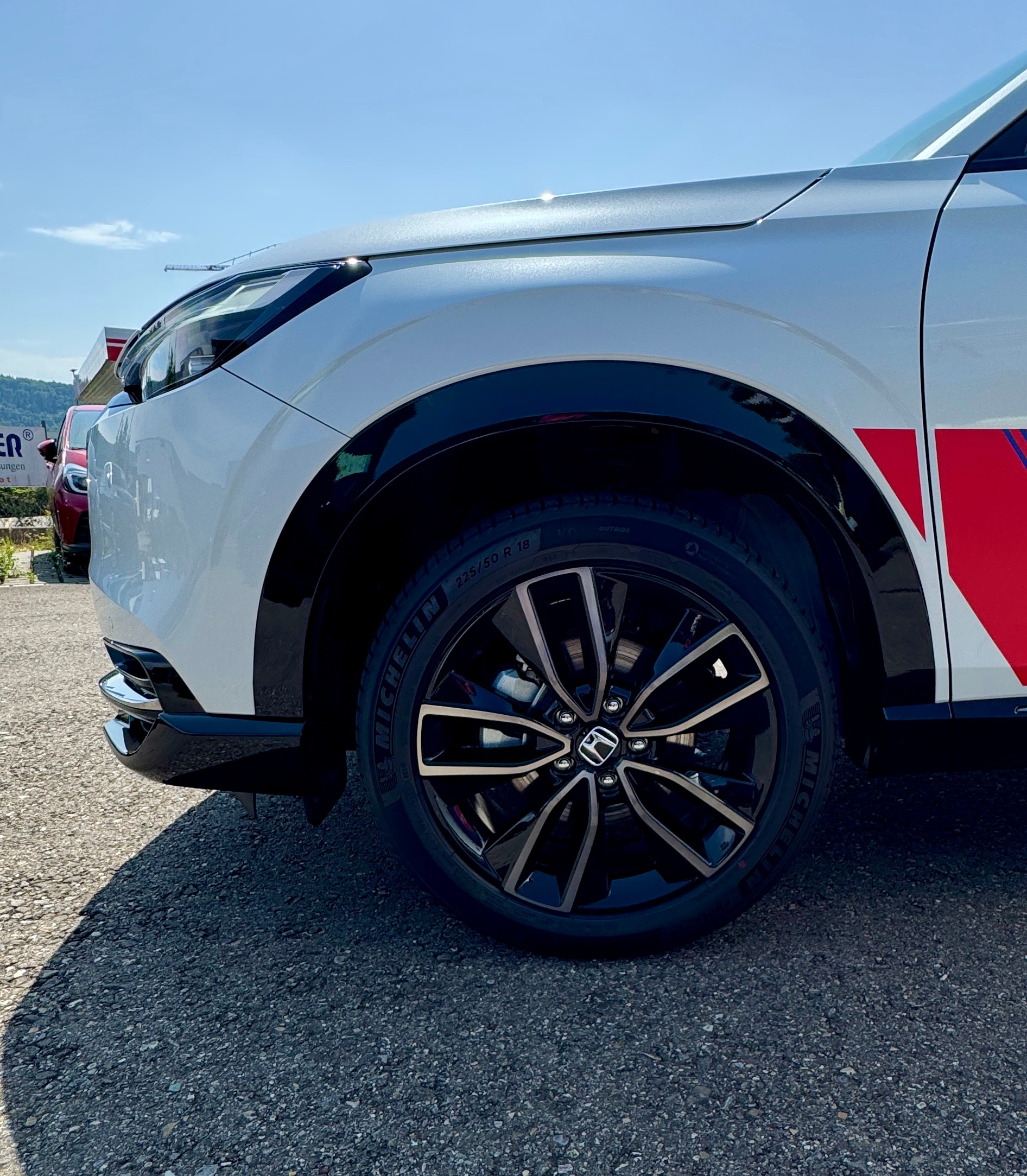 HONDA HR-V 1.5L e:HEV Advance Sport Modell 2027 1.9% Leasing Aktion unschlagbar mit 8 Jahren Garantie-image-1