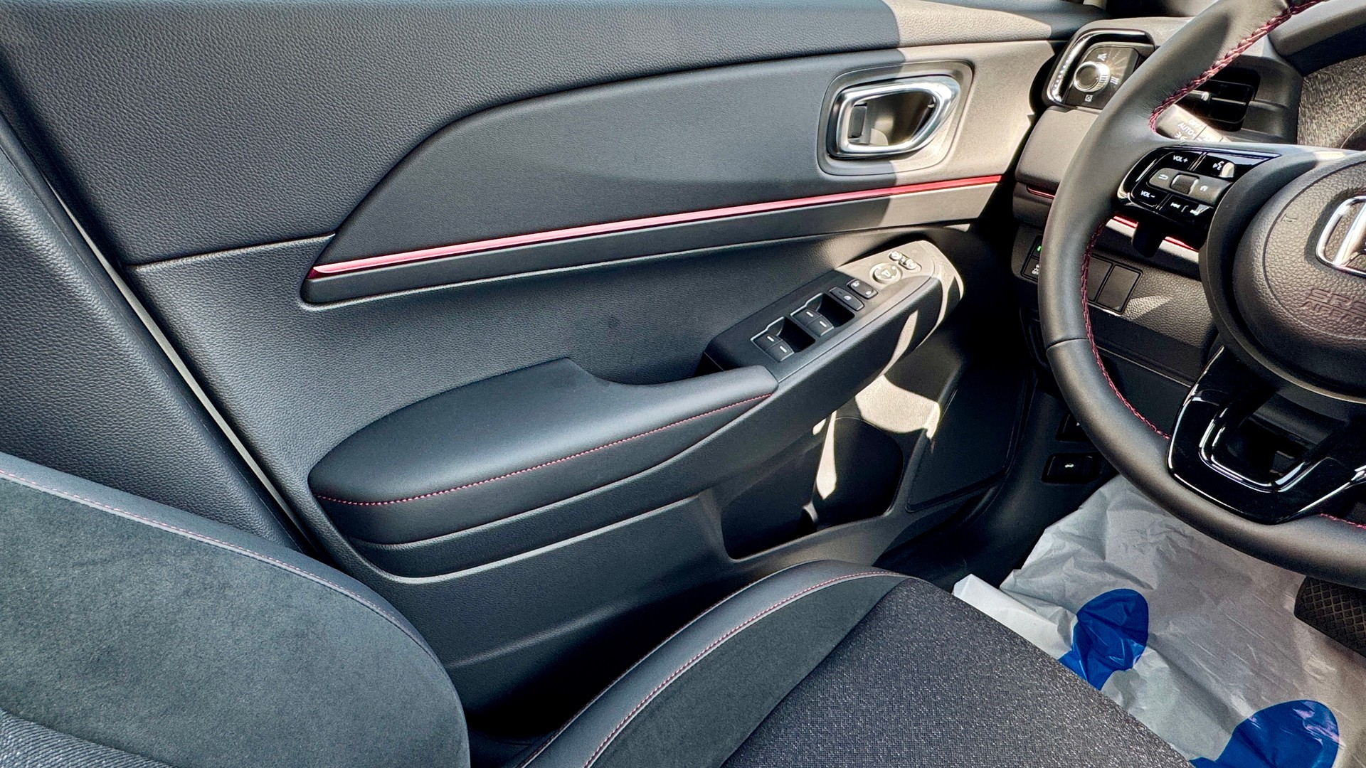 HONDA HR-V 1.5L e:HEV Advance Sport Modell 2027 1.9% Leasing Aktion unschlagbar mit 8 Jahren Garantie-image-10
